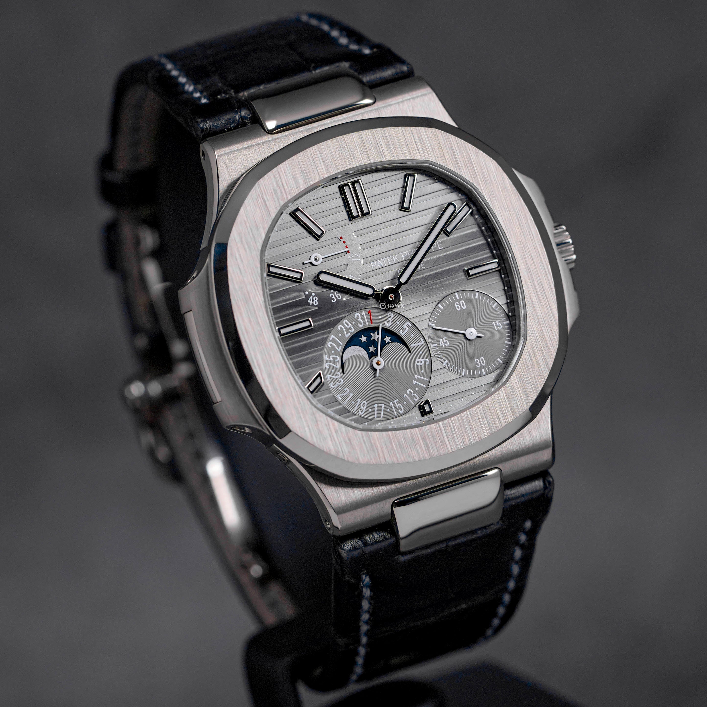 NAUTILUS 5712G MOONPHASE WHITEGOLD GREY DIAL (2015)
