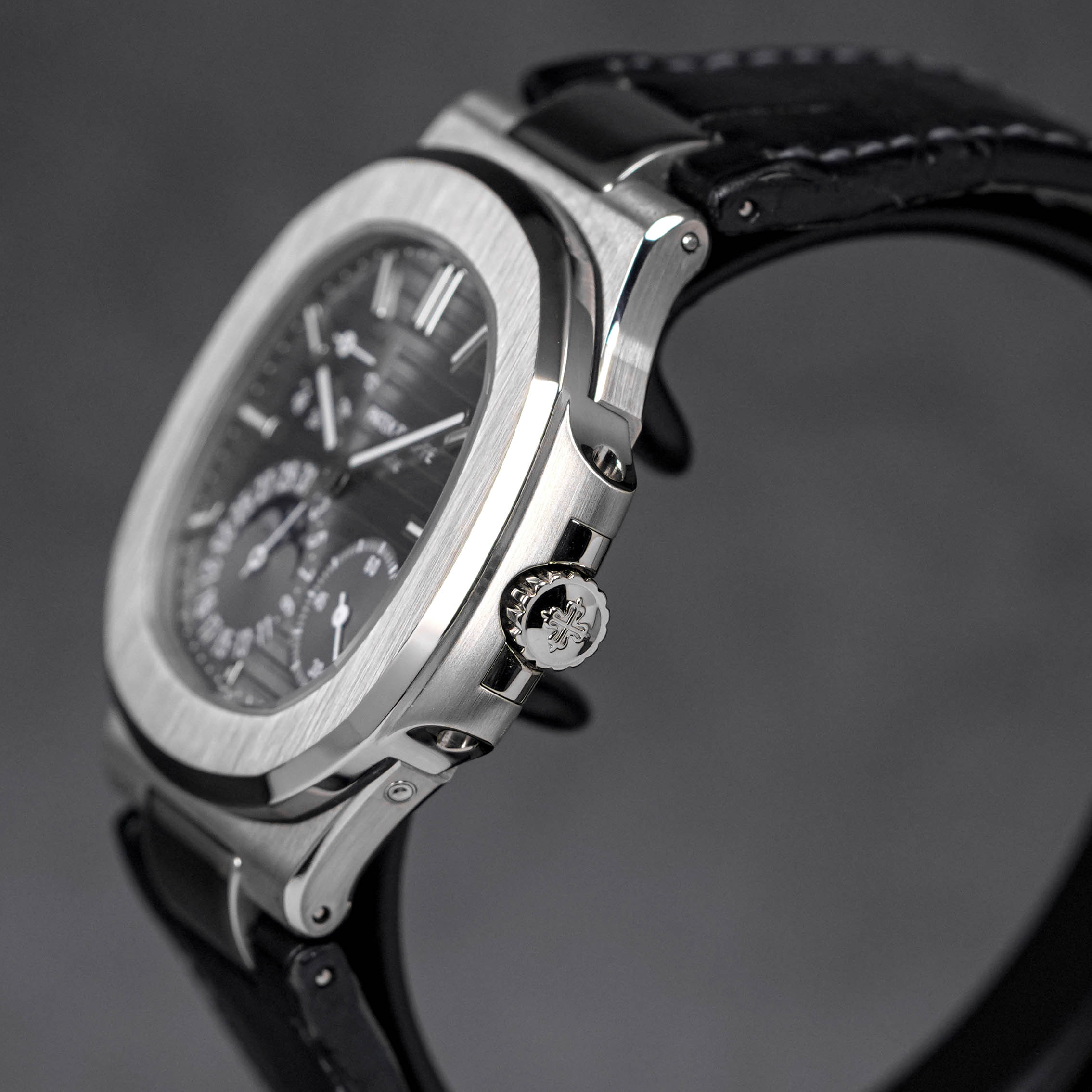 NAUTILUS 5712G MOONPHASE WHITEGOLD GREY DIAL (2015)