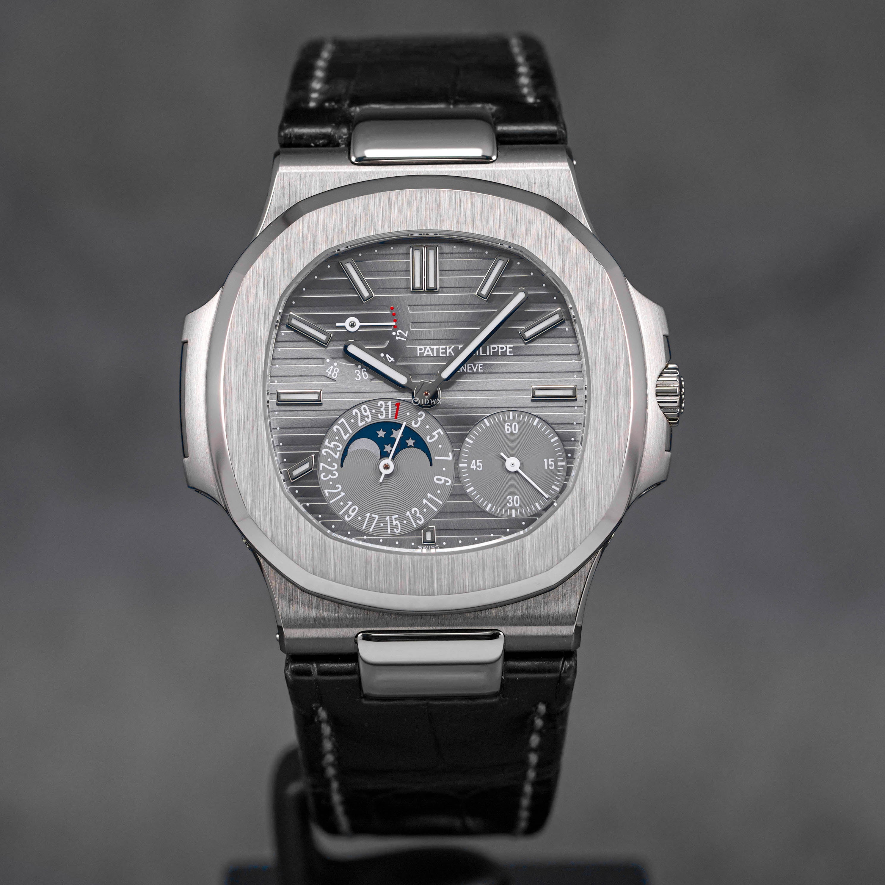 NAUTILUS 5712G MOONPHASE WHITEGOLD GREY DIAL (2015)