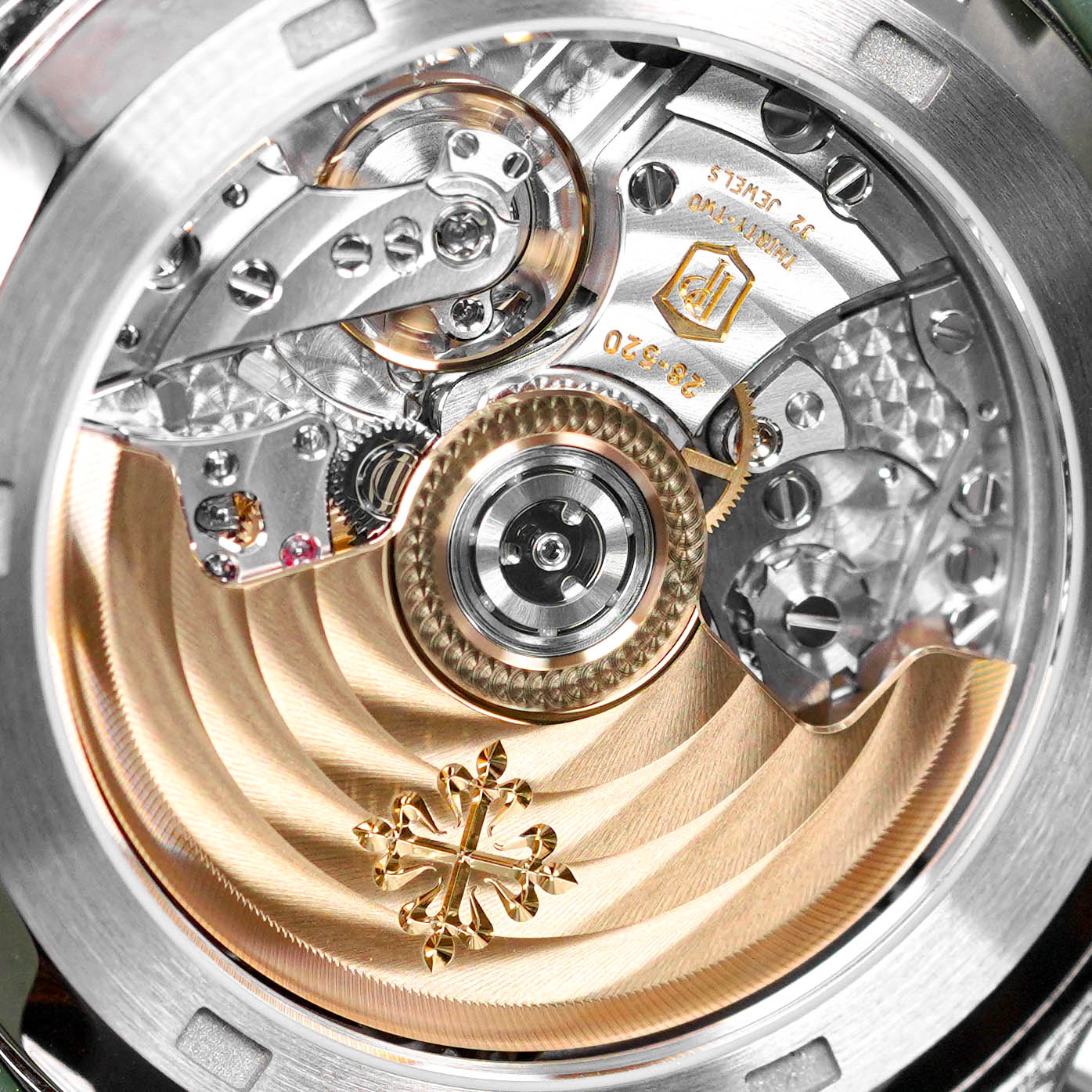 AQUANAUT 5968G WHITEGOLD KHAKI GREEN DIAL (2023)