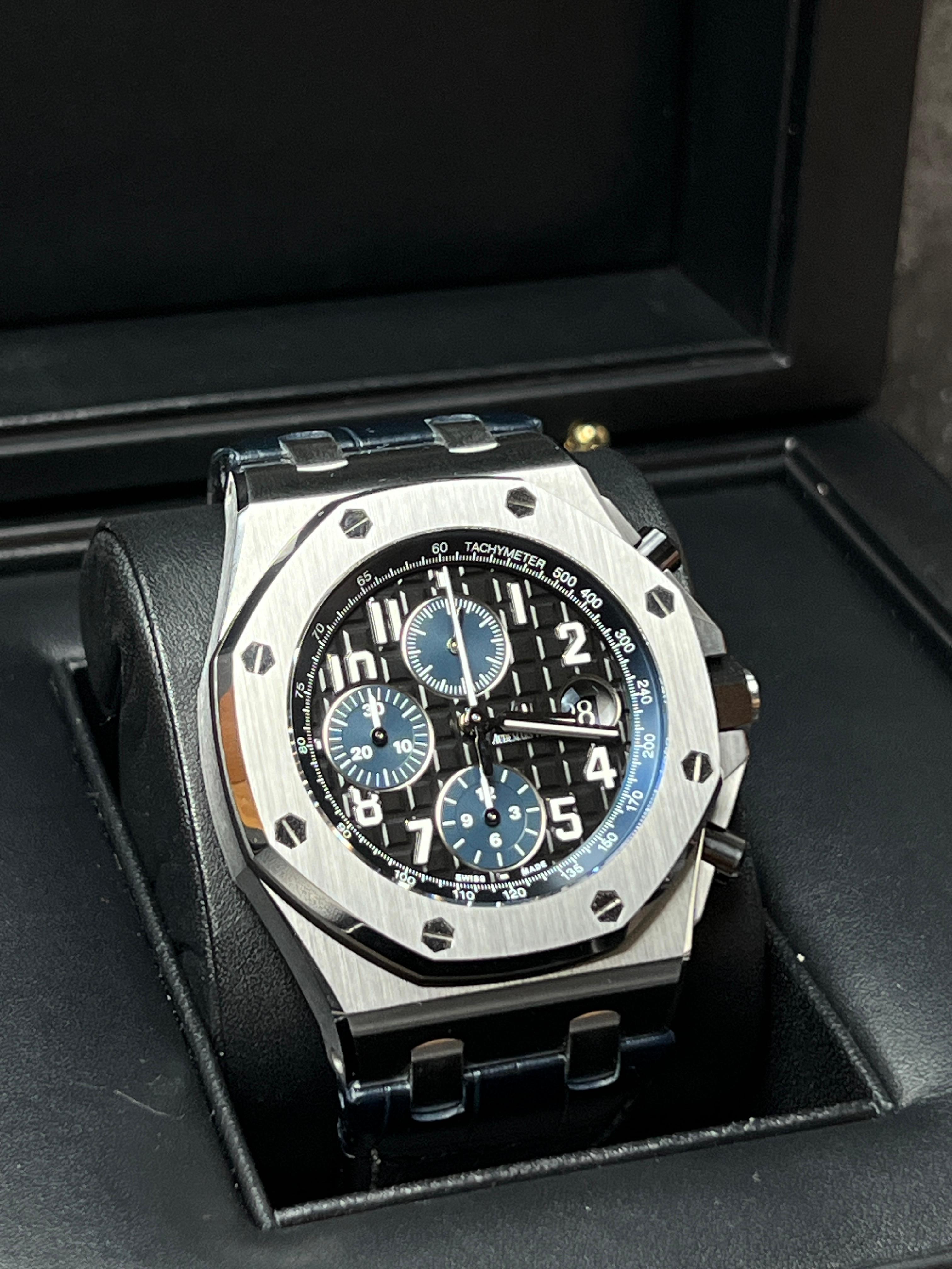 ROYAL OAK OFFSHORE CHRONOGRAPH 42MM 'BATMAN' (2019)