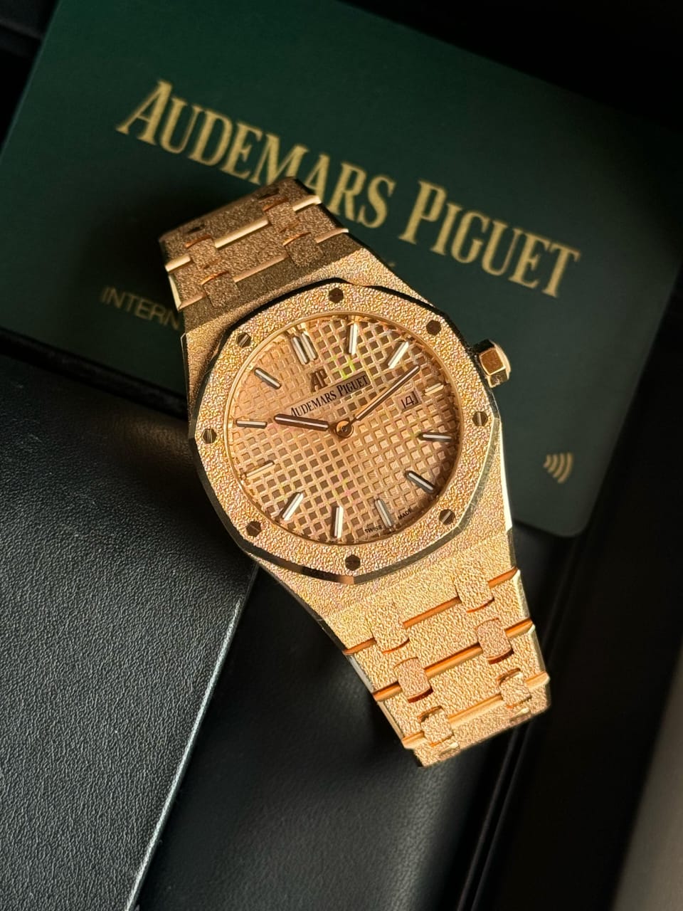 ROYAL OAK 33MM FROSTED ROSEGOLD QUARTZ (2020)