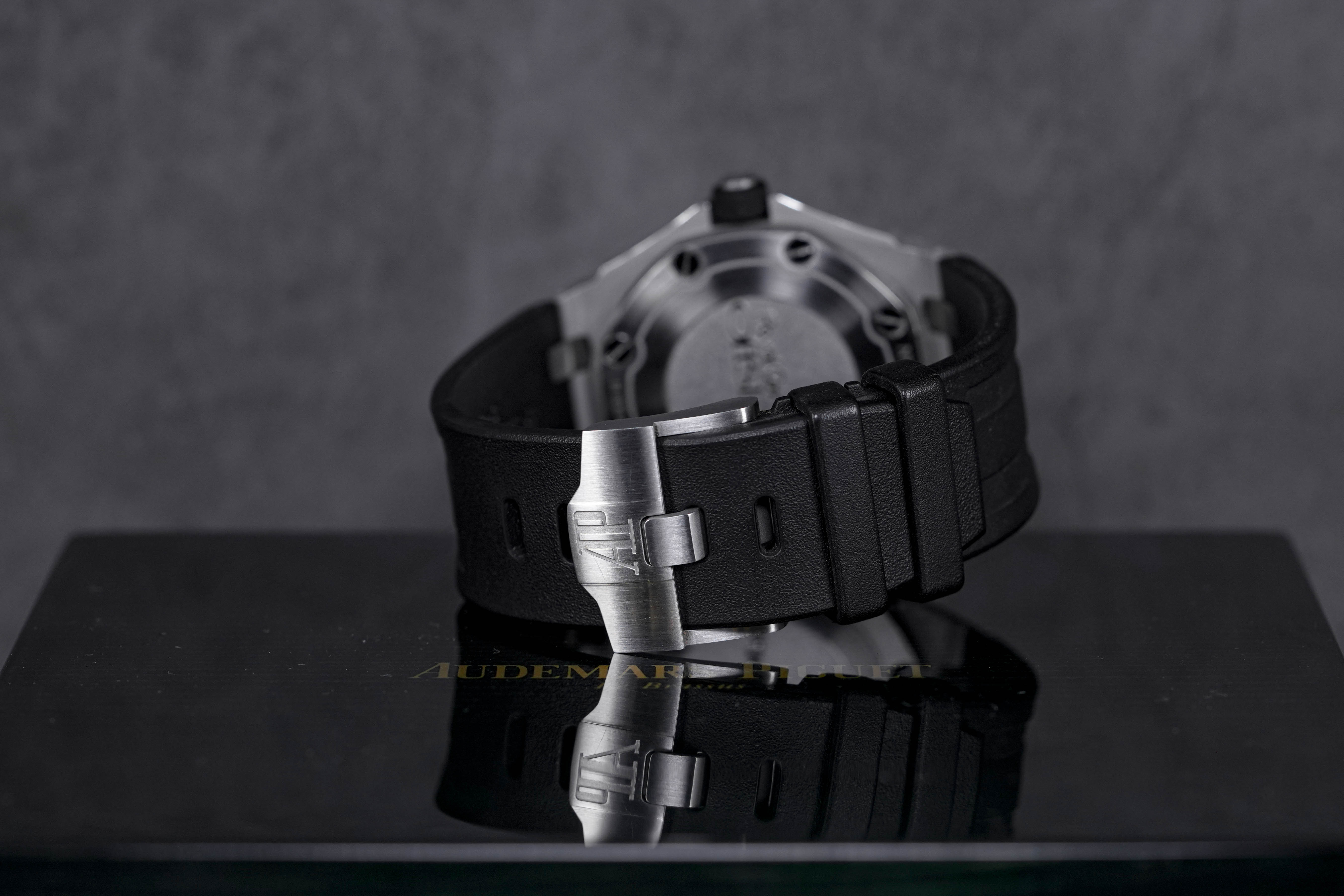 ROYAL OAK OFFSHORE 42MM DIVER BLACK (2014)