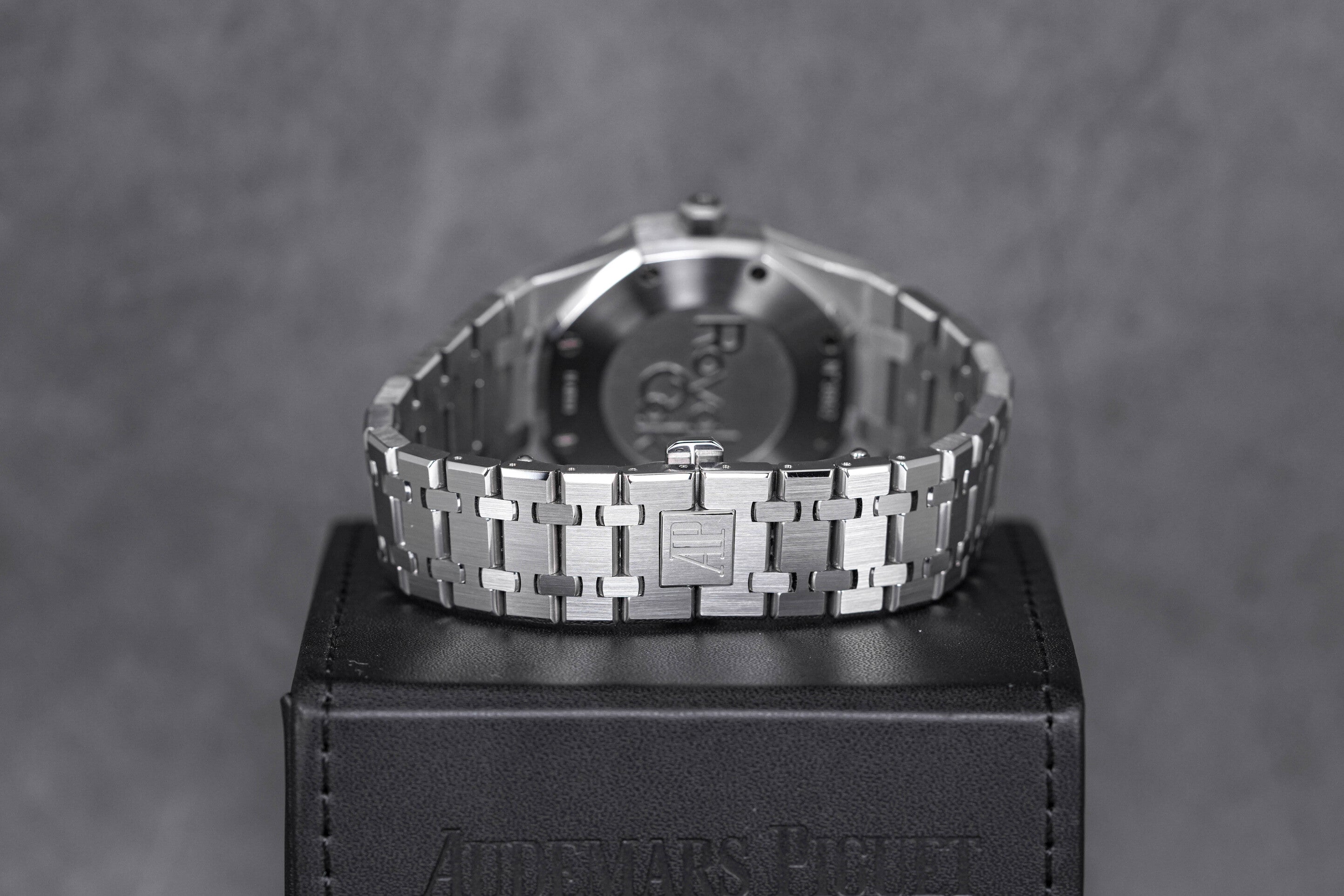 ROYAL OAK 39MM DUALTIME WHITE DIAL (WATCH ONLY)