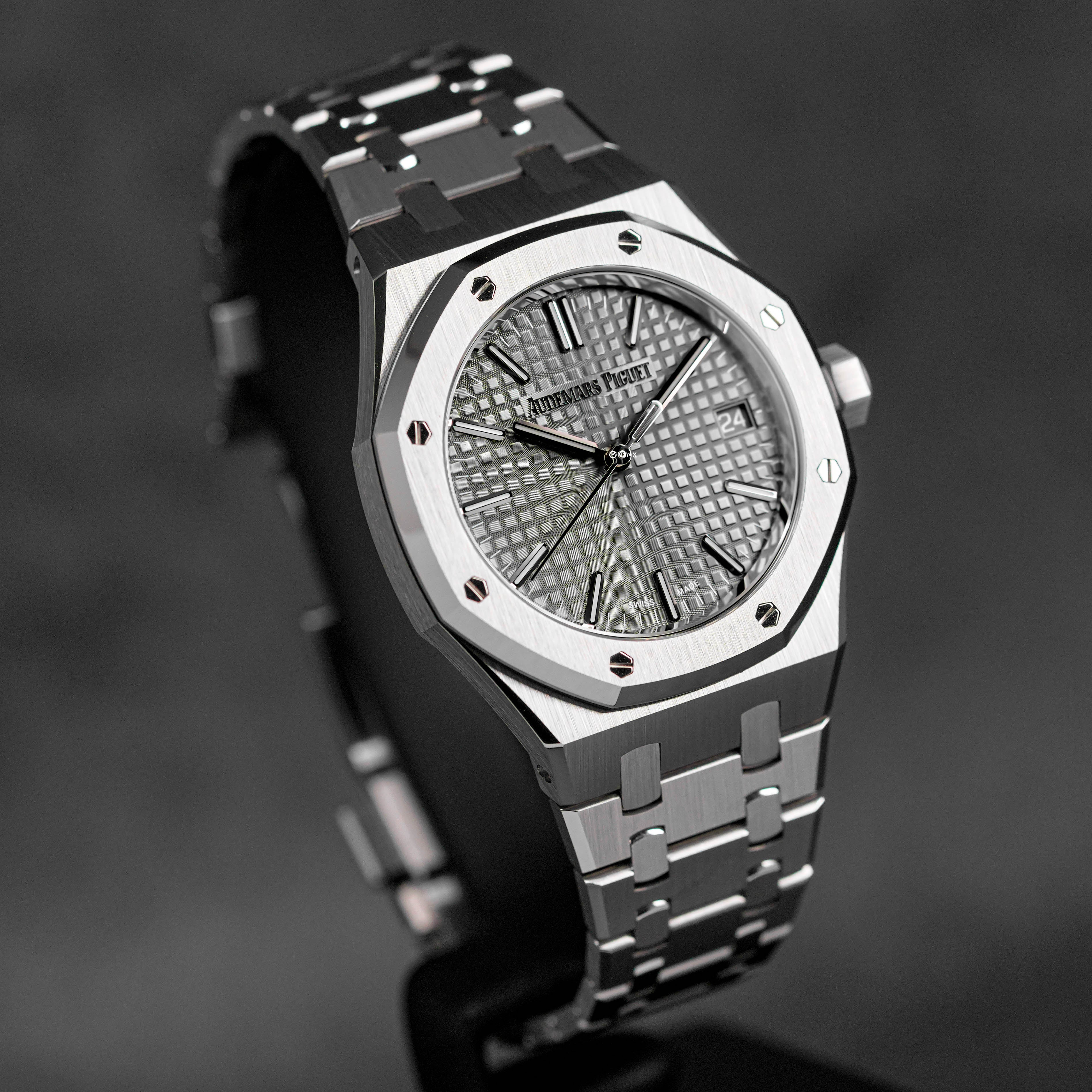 ROYAL OAK 37MM 15550 GREY DIAL (2023)