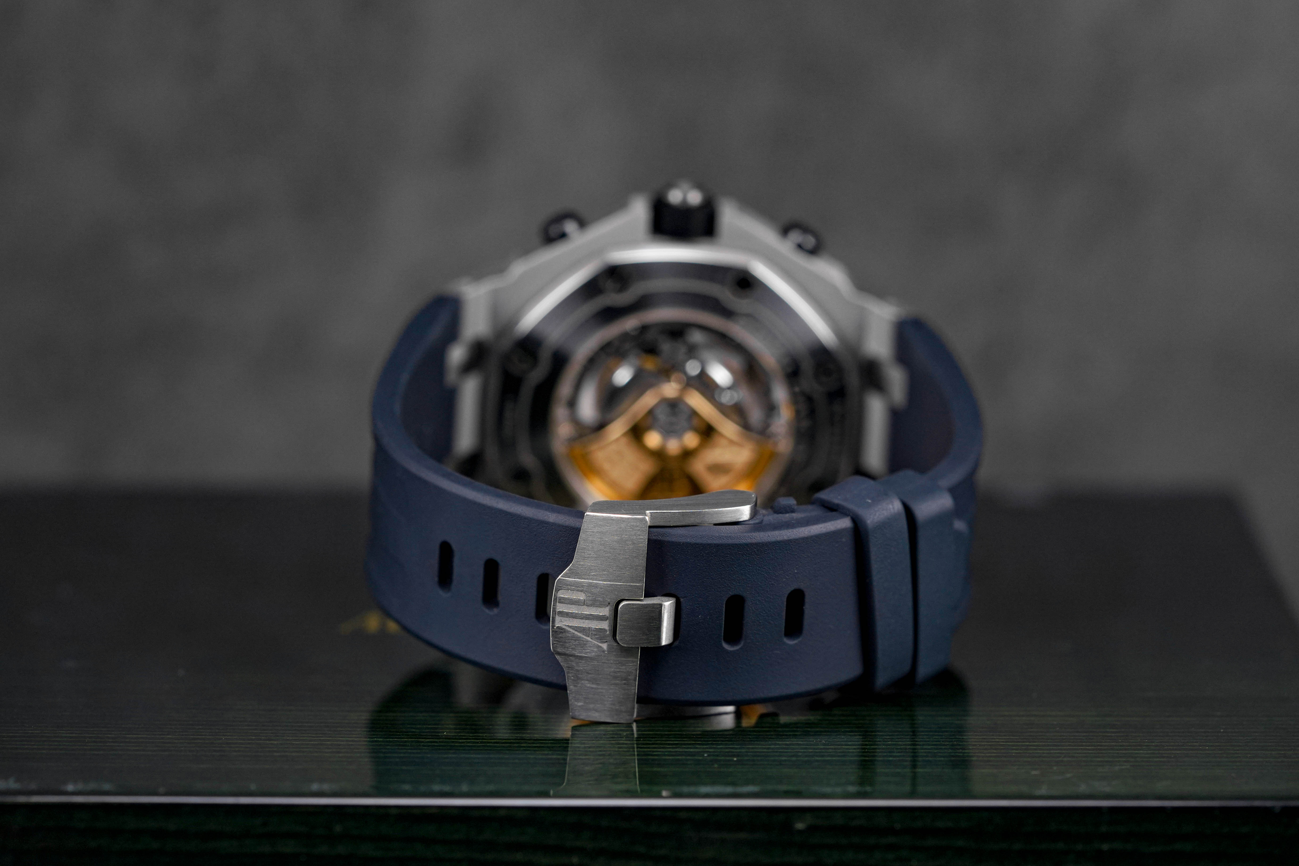 ROYAL OAK OFFSHORE CHRONOGRAPH 42MM BLUE DIAL (2017)