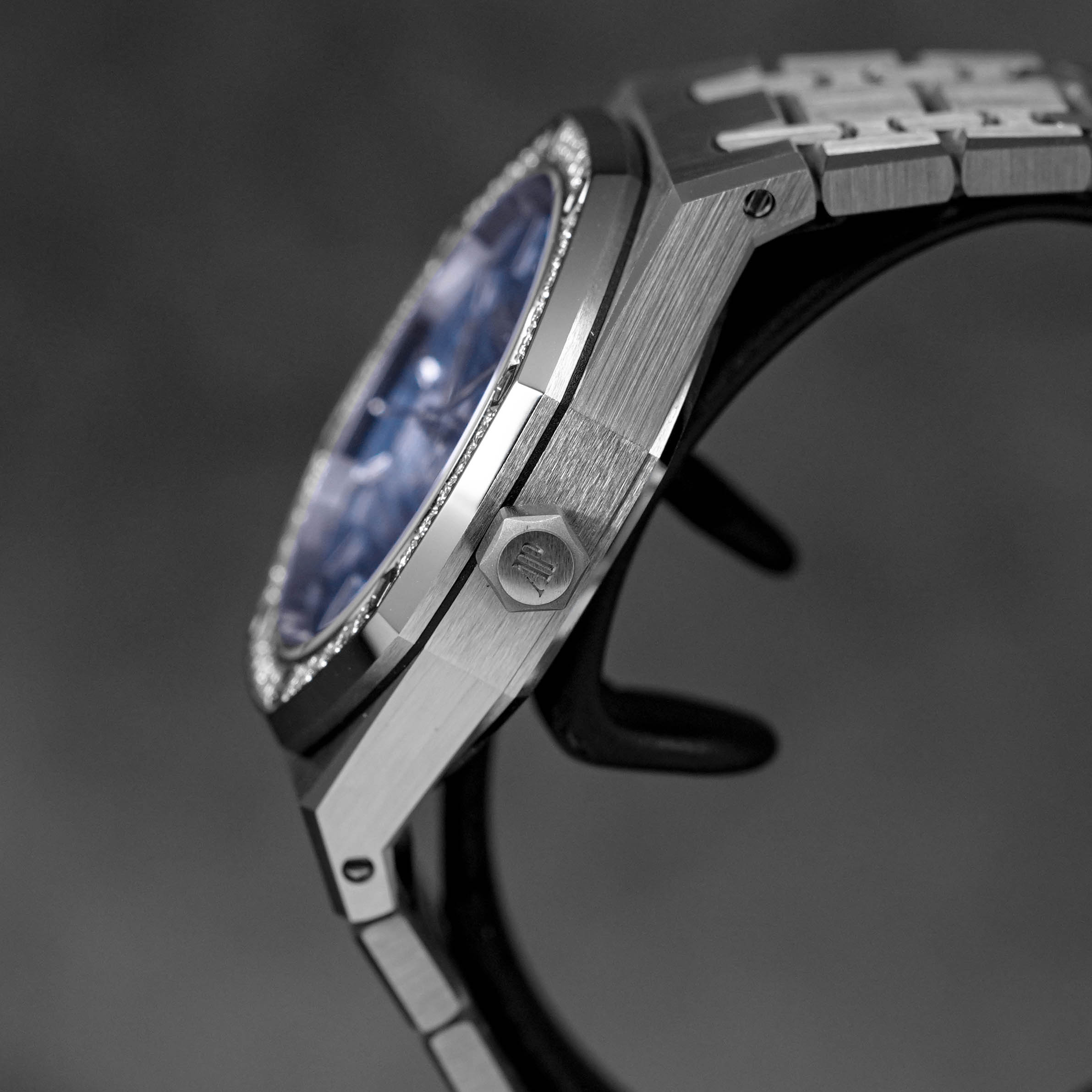 ROYAL OAK 34MM ICE BLUE DIAL DIAMOND BEZEL (2023)