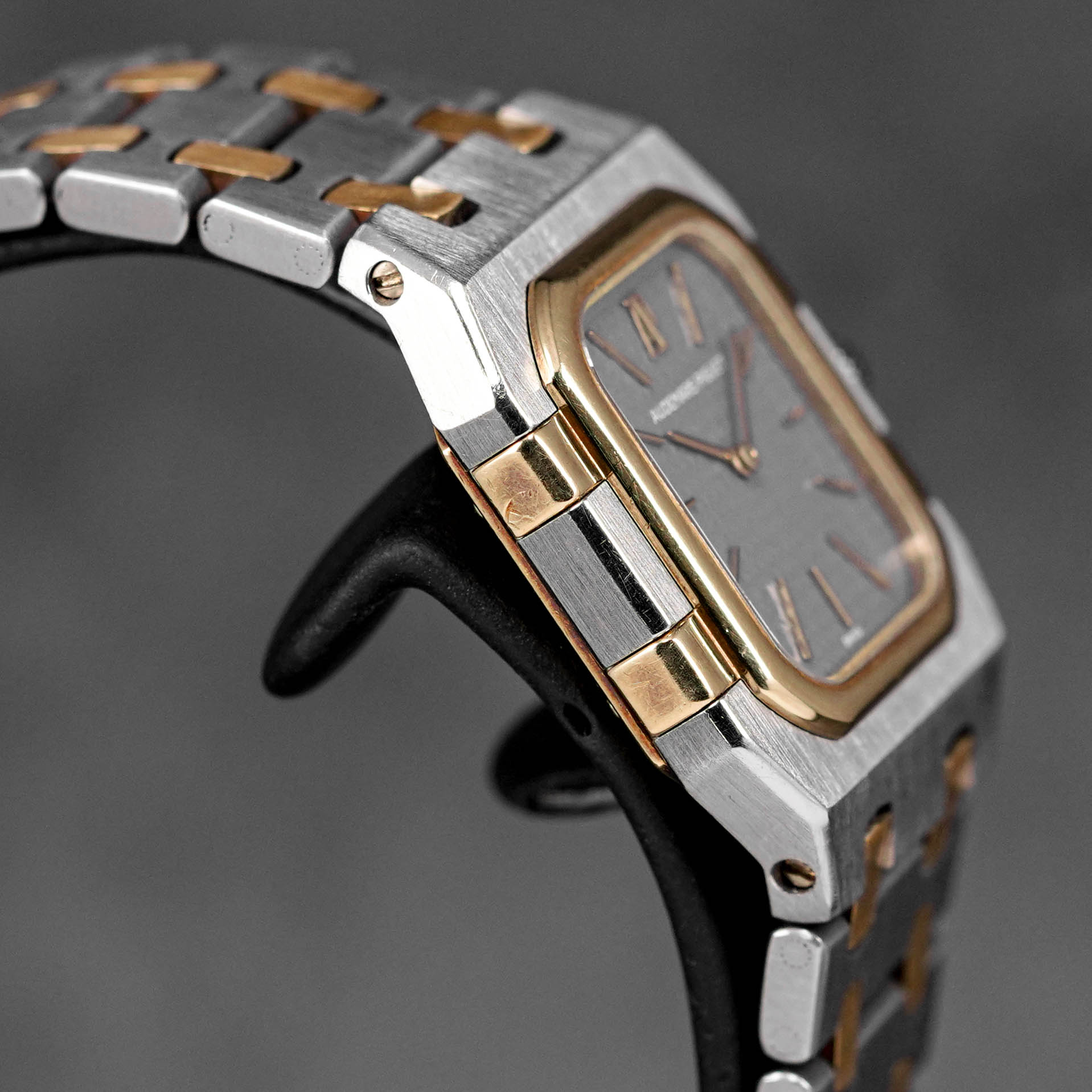 ROYAL OAK 25MM SQUARE 6005SA TWOTONE YELLOWGOLD GREY DIAL QUARTZ (WATCH ONLY)