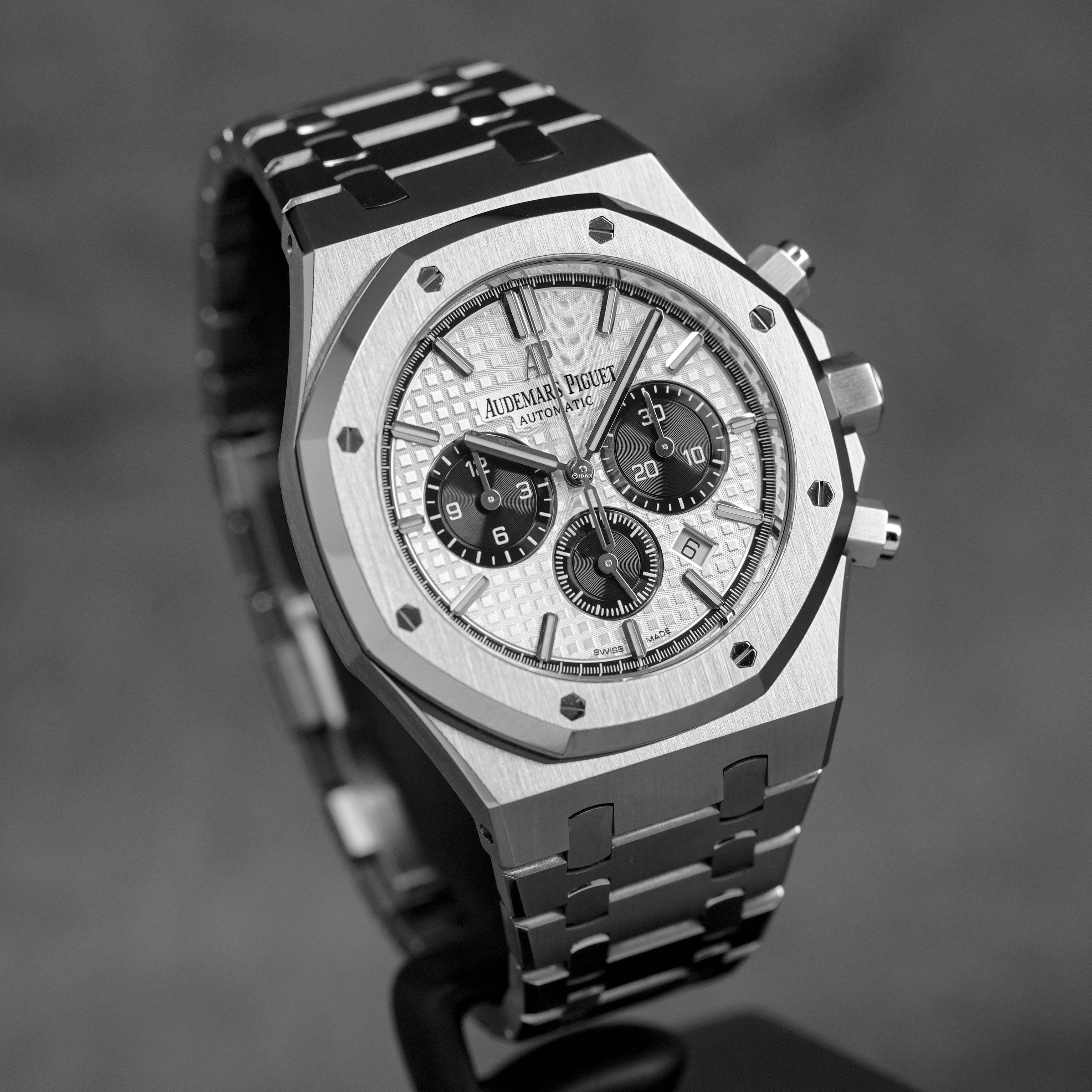 ROYAL OAK CHRONOGRAPH 41MM PANDA DIAL (2018)