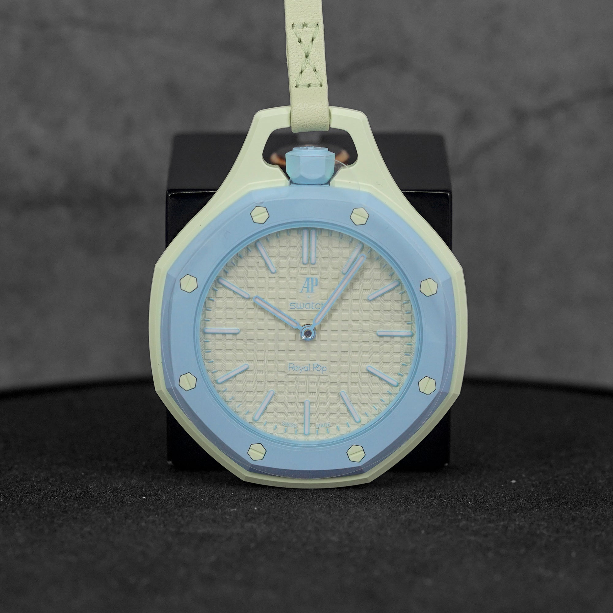 AUDEMARS PIGUET X SWATCH ROYAL POP BLAUE ACHT (2026)