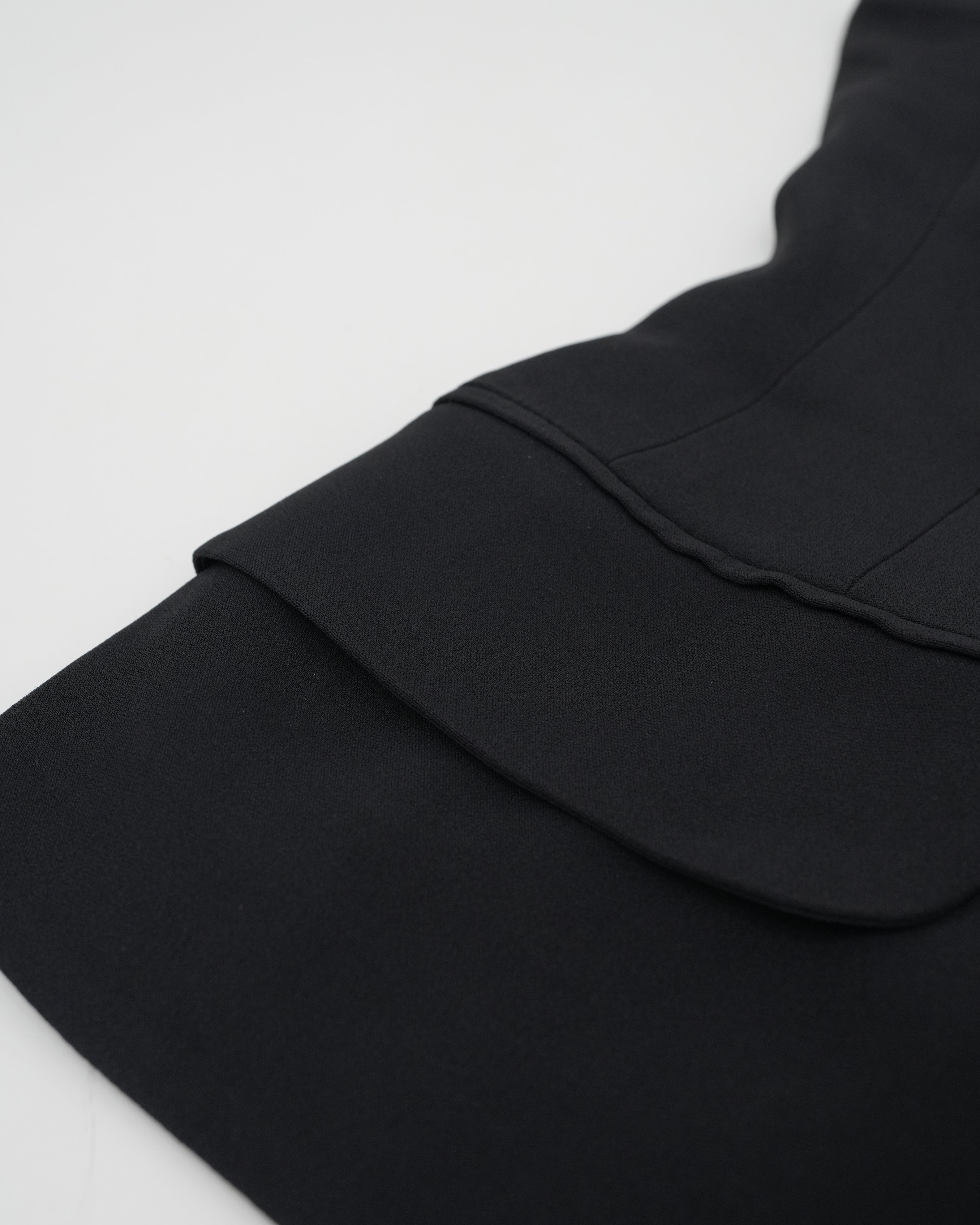 BLACK LINED TOP SIZE 44