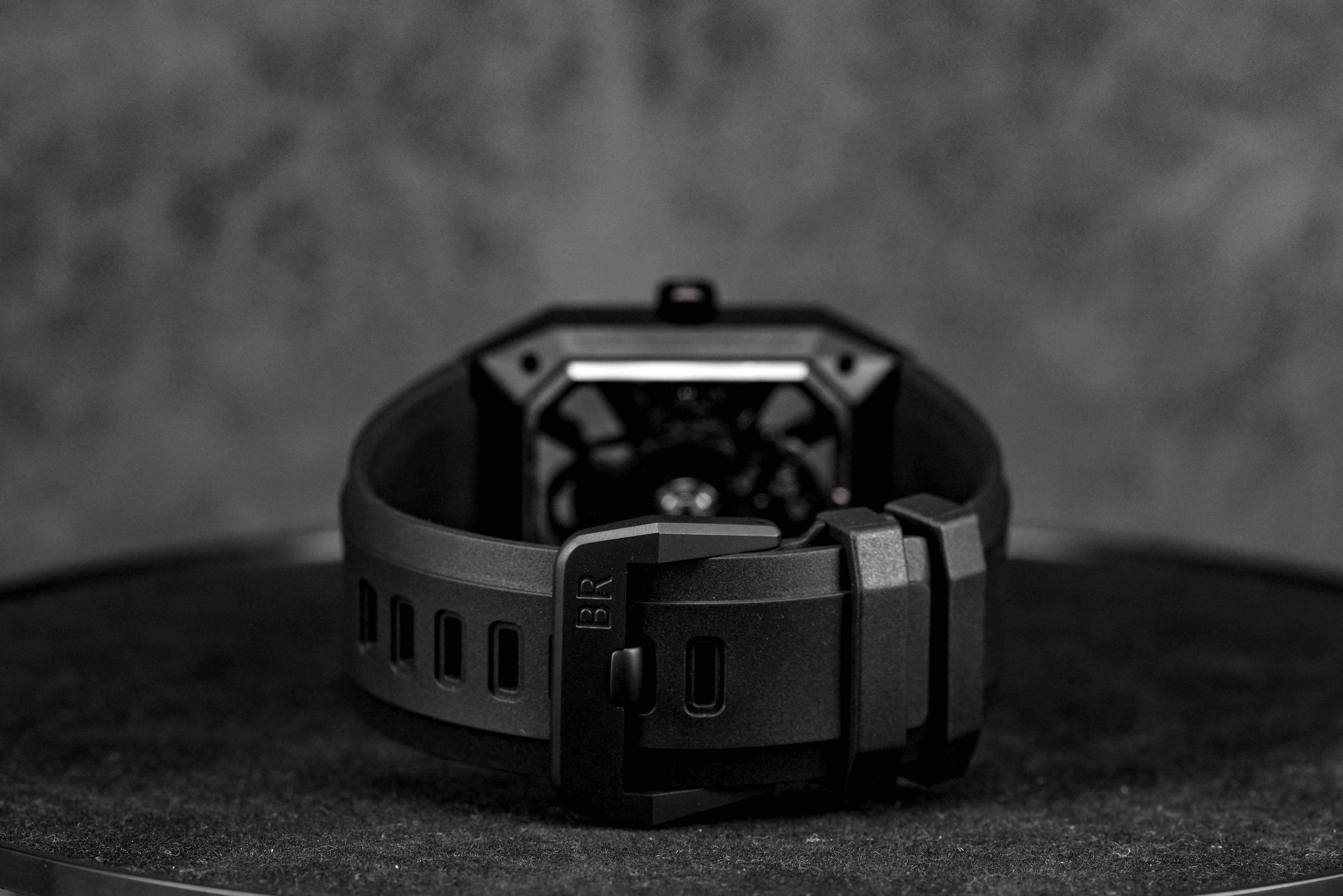 BR 03 Cyber Ceramic