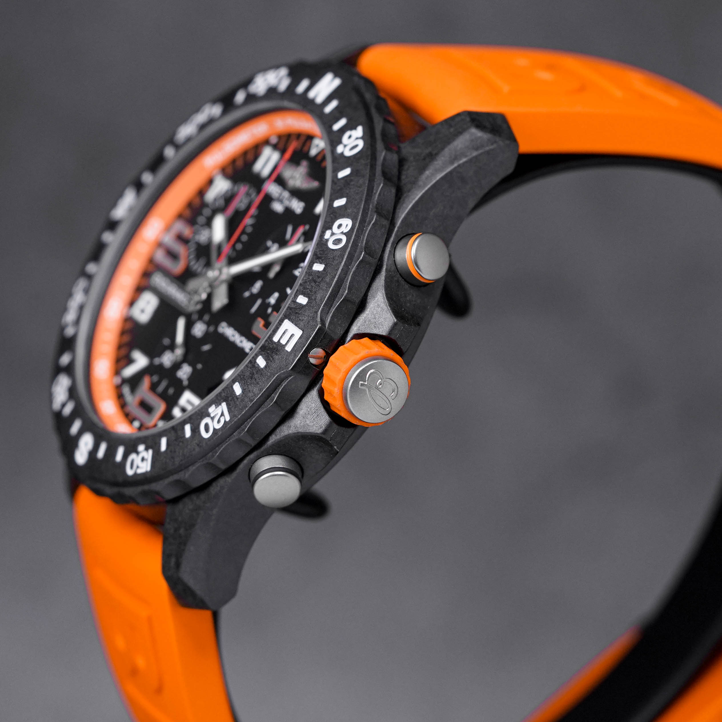 ENDURANCE PRO 44MM ORANGE (2023)