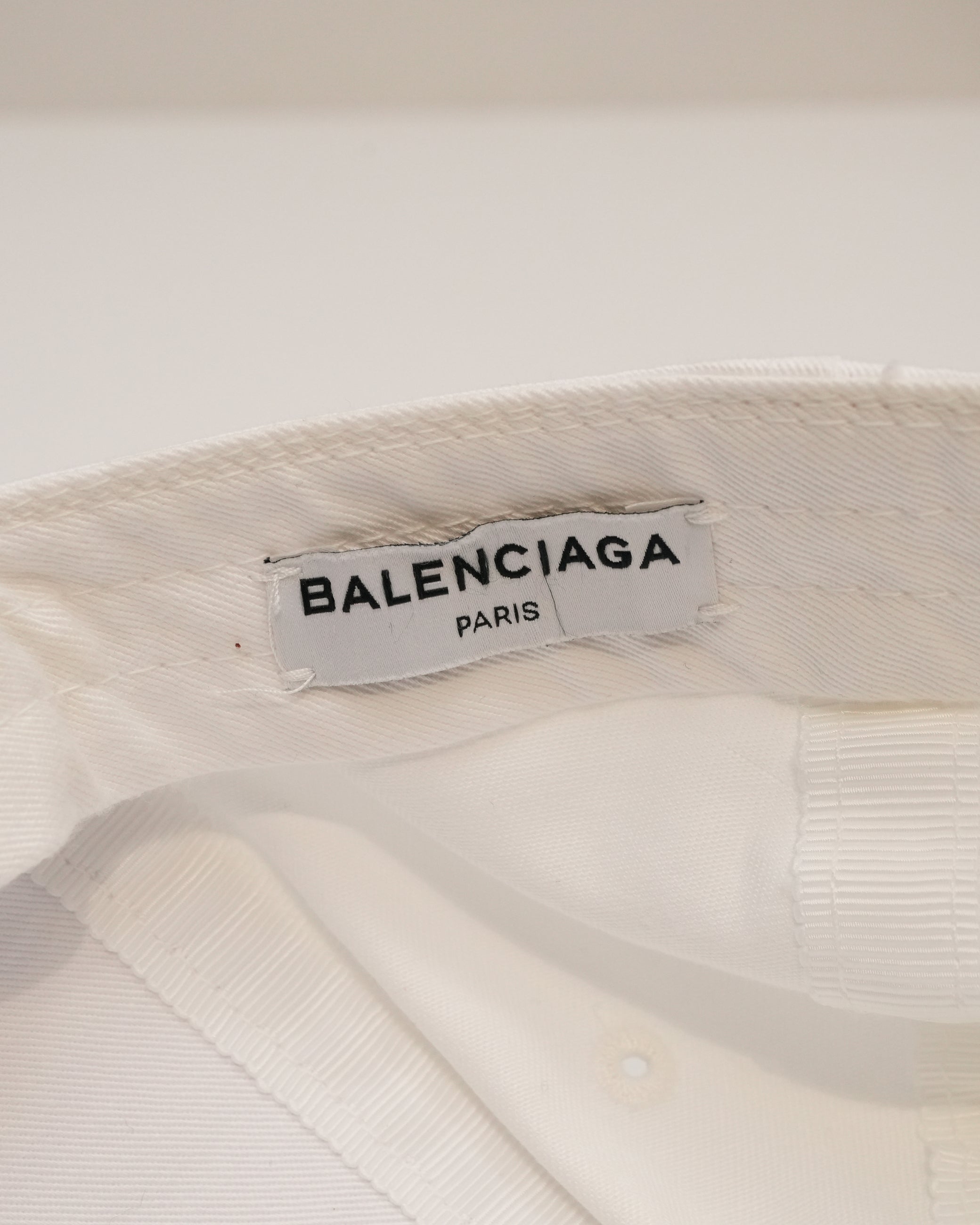 LOGO CAP COTTON WHITE – SIZE L/58