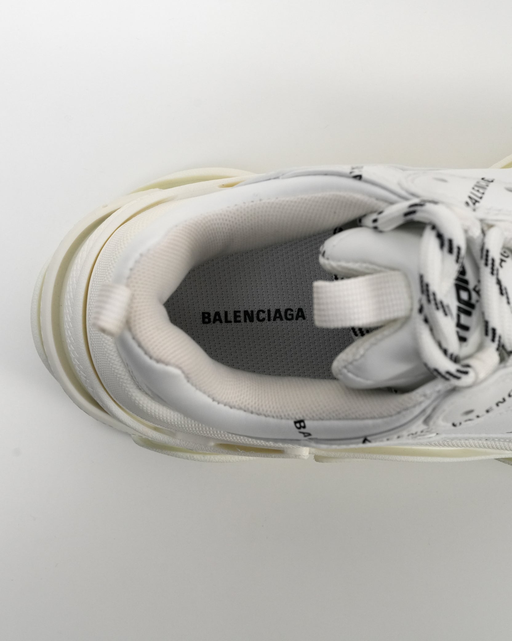 TRIPLE S SNEAKERS LADIES WHITE X BLACK ALL OVER LOGO – SIZE 37