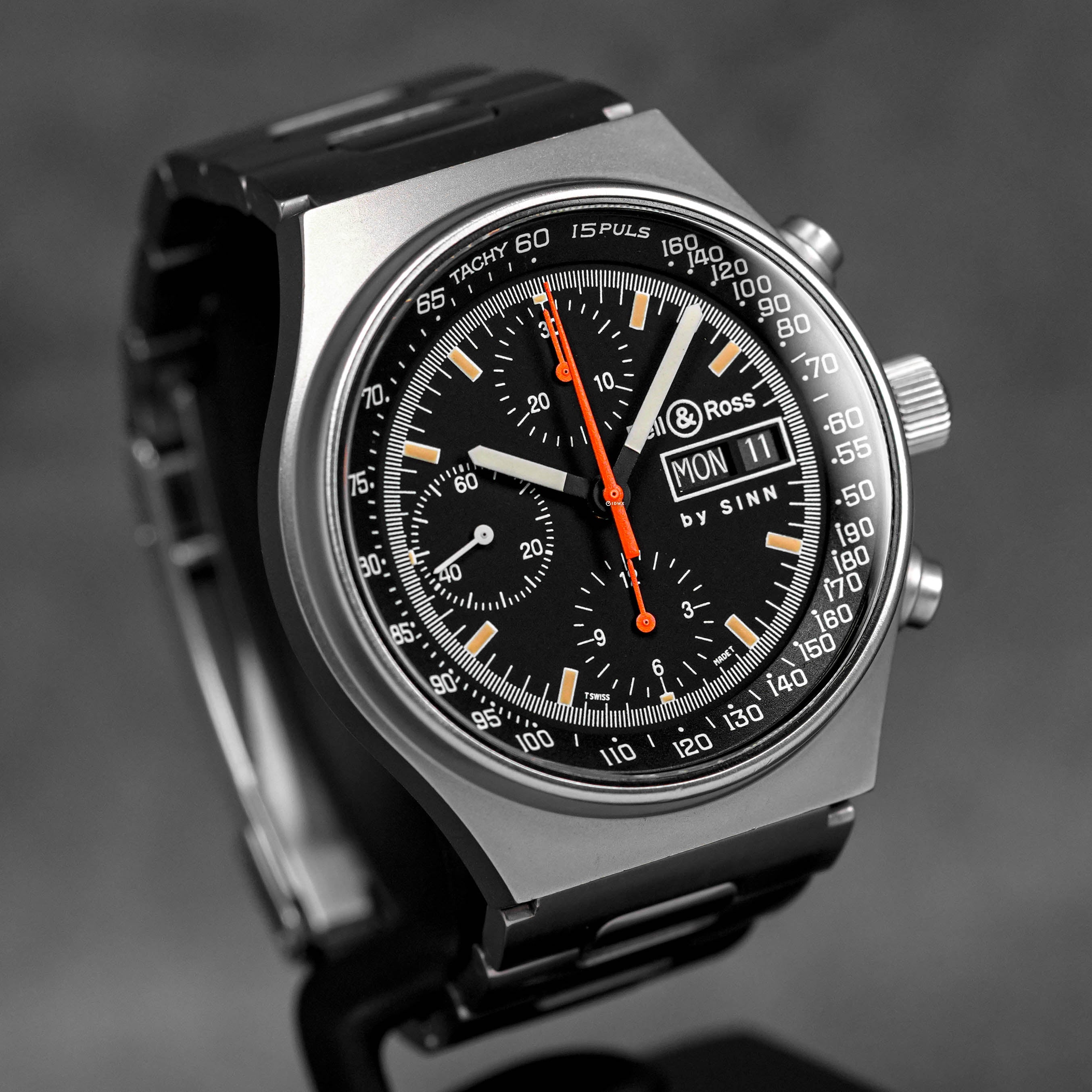 Harga Bell and Ross By Sinn Space 2