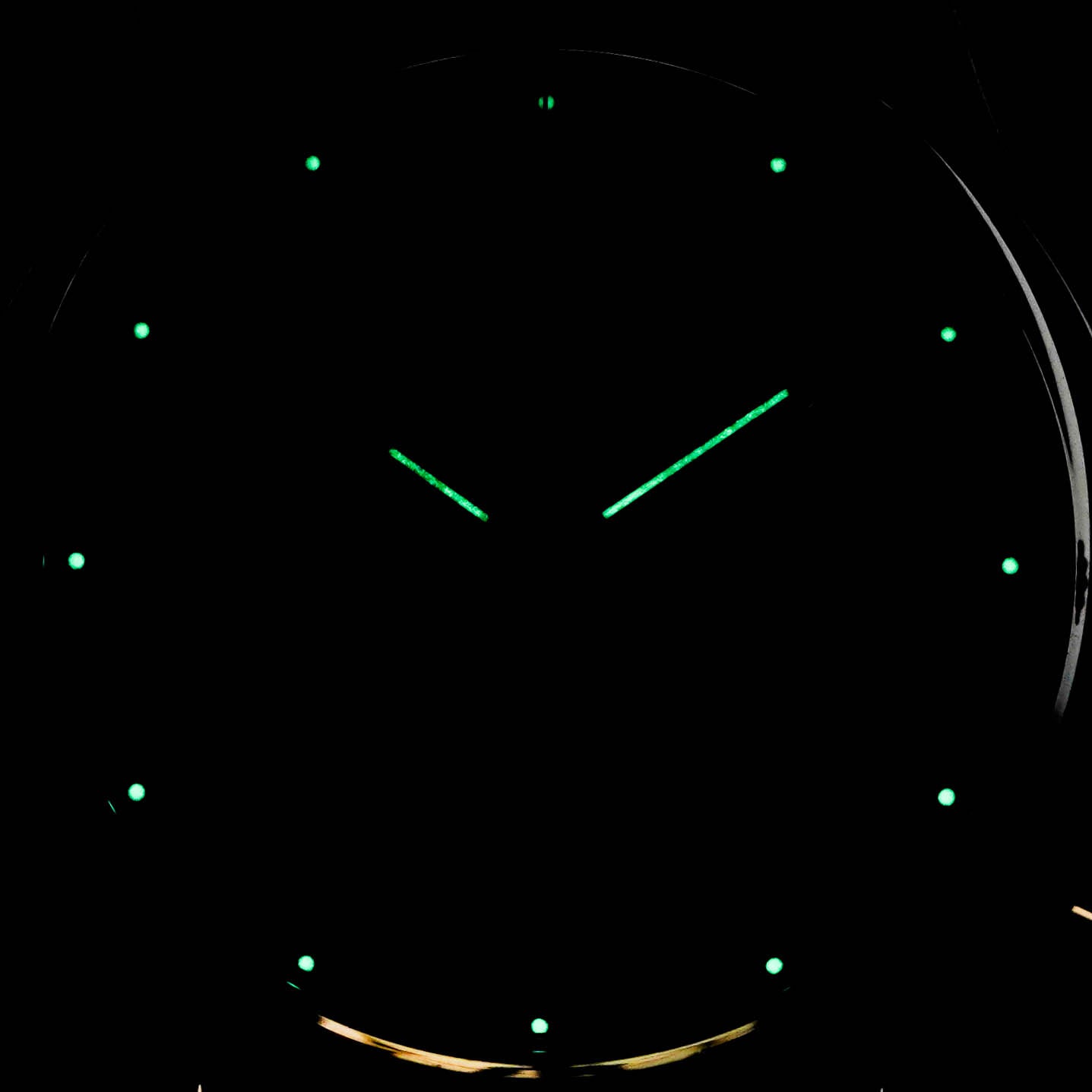 CALATRAVA 5905P ANNUAL CALENDAR PLATINUM BLACK DIAL (2017)