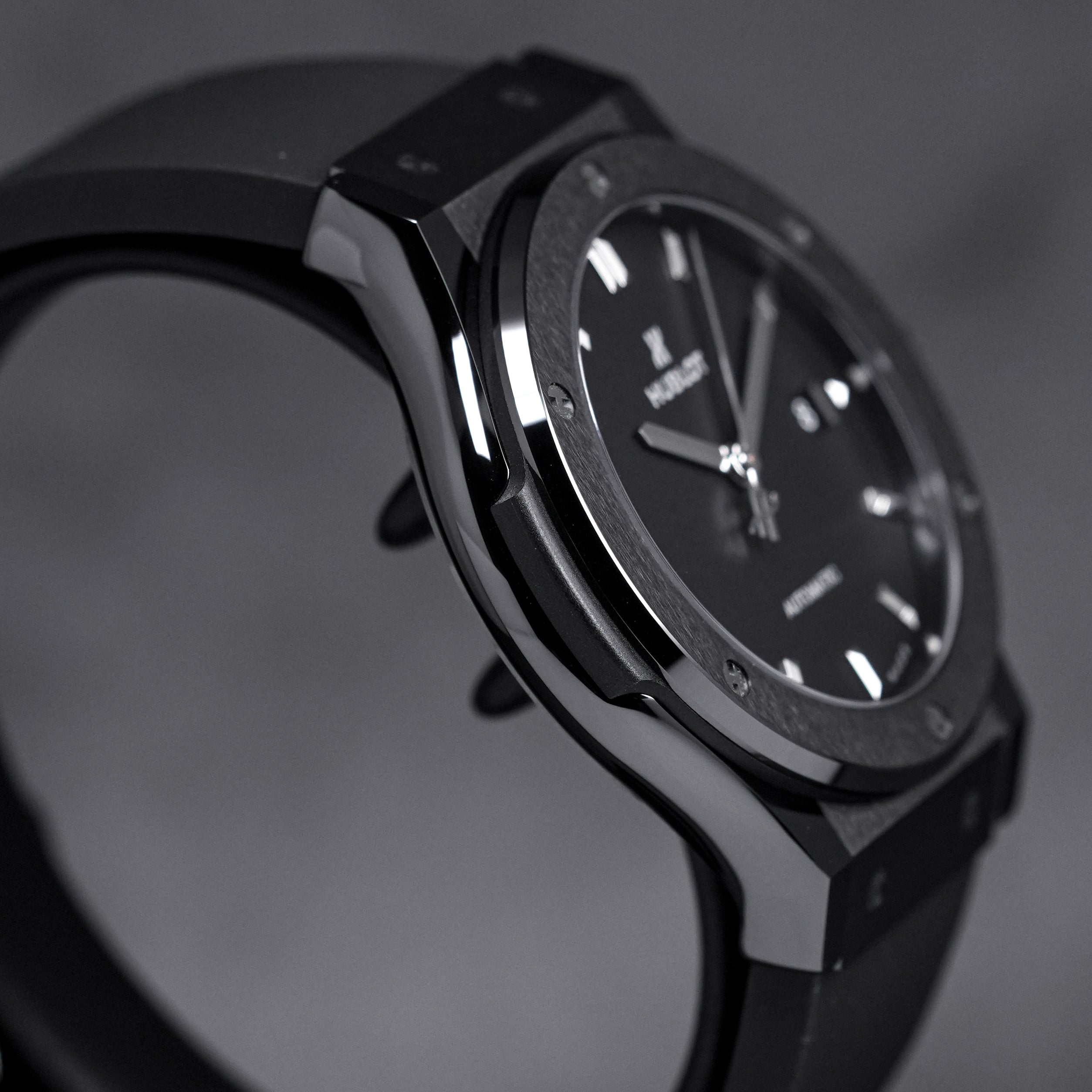 CLASSIC FUSION 42MM CERAMIC BLACK MAGIC (2023)