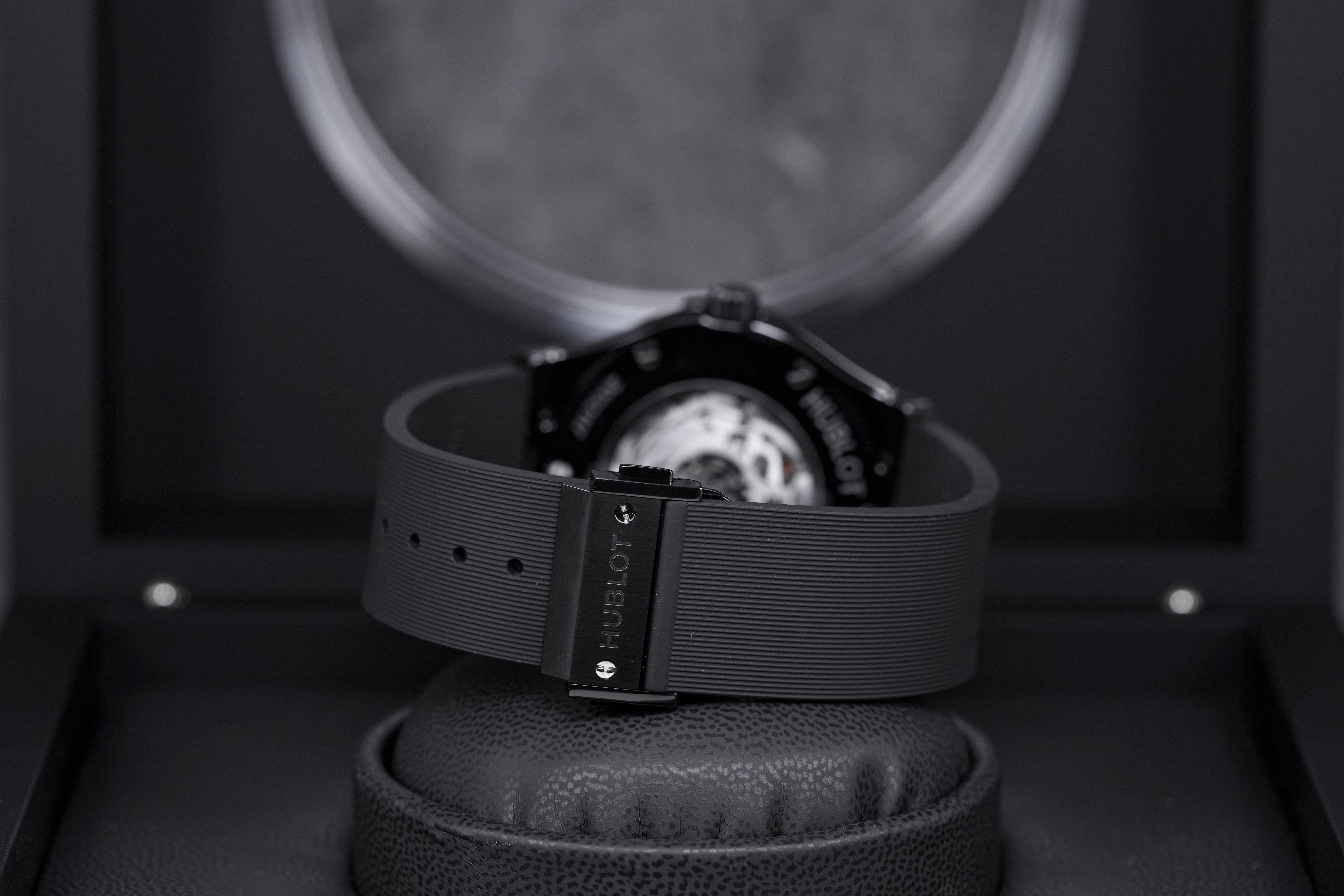 CLASSIC FUSION 45MM CERAMIC BLACK MAGIC (2023)