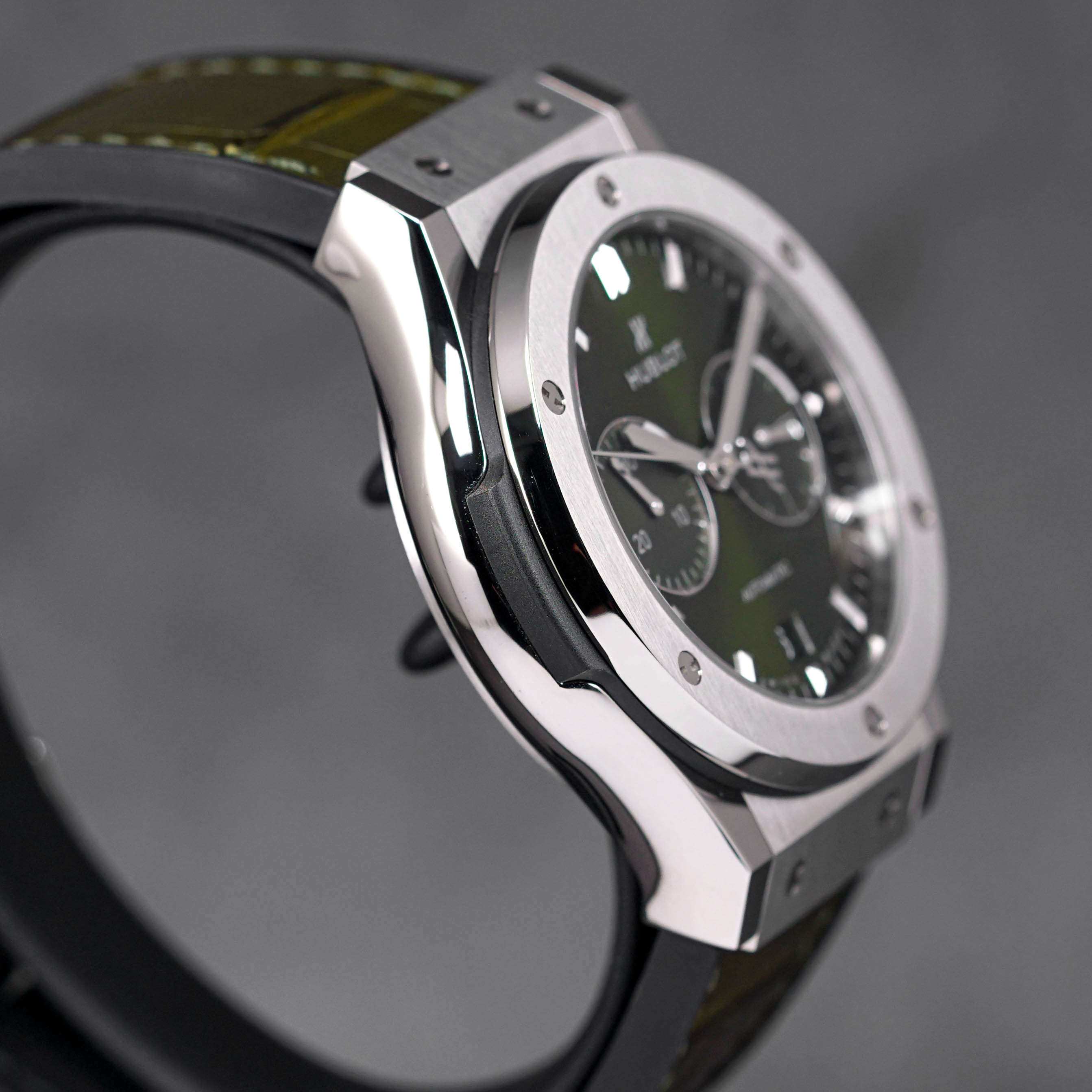 CLASSIC FUSION CHRONOGRAPH 42MM GREEN TITANIUM (2023)