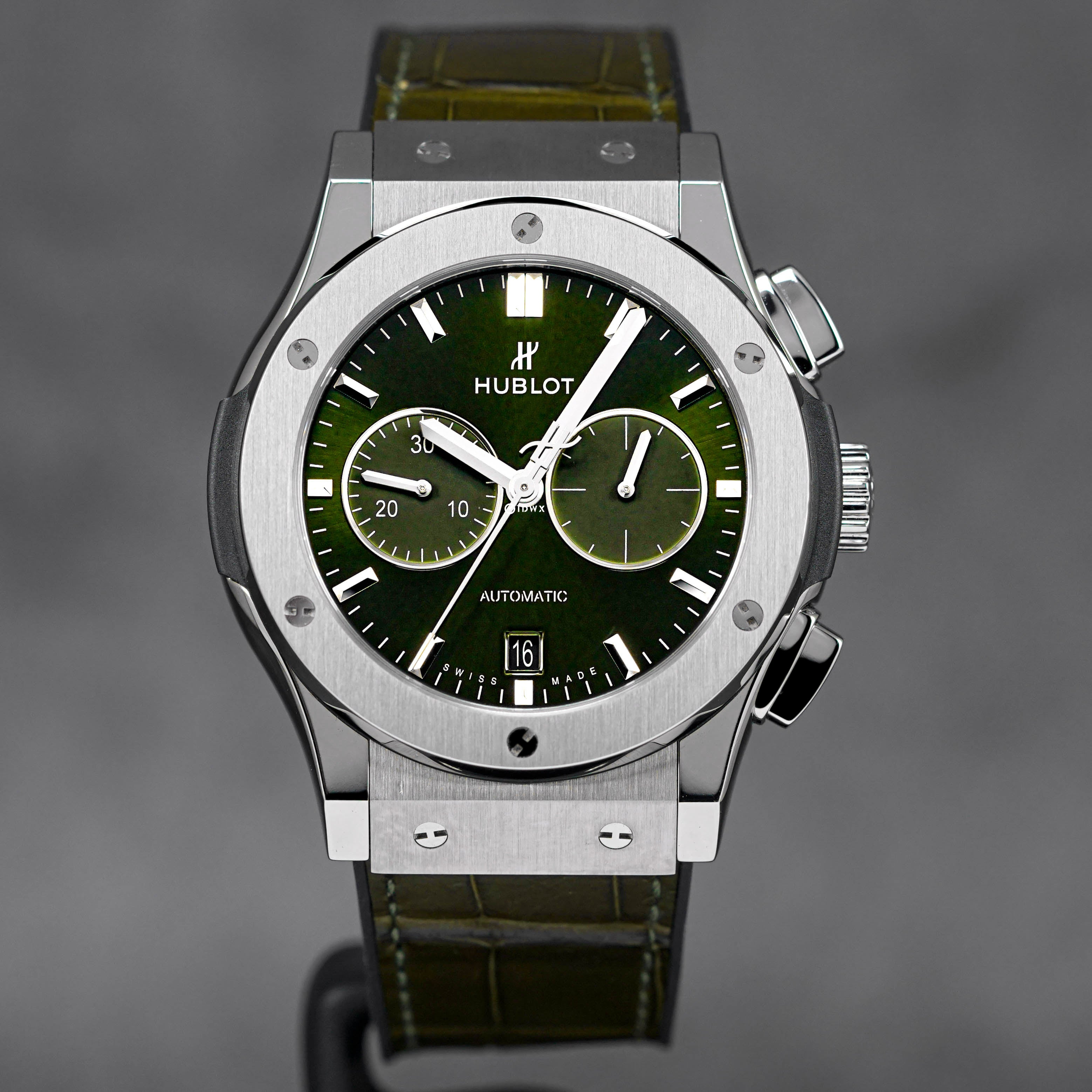 CLASSIC FUSION CHRONOGRAPH 42MM GREEN TITANIUM (2023)