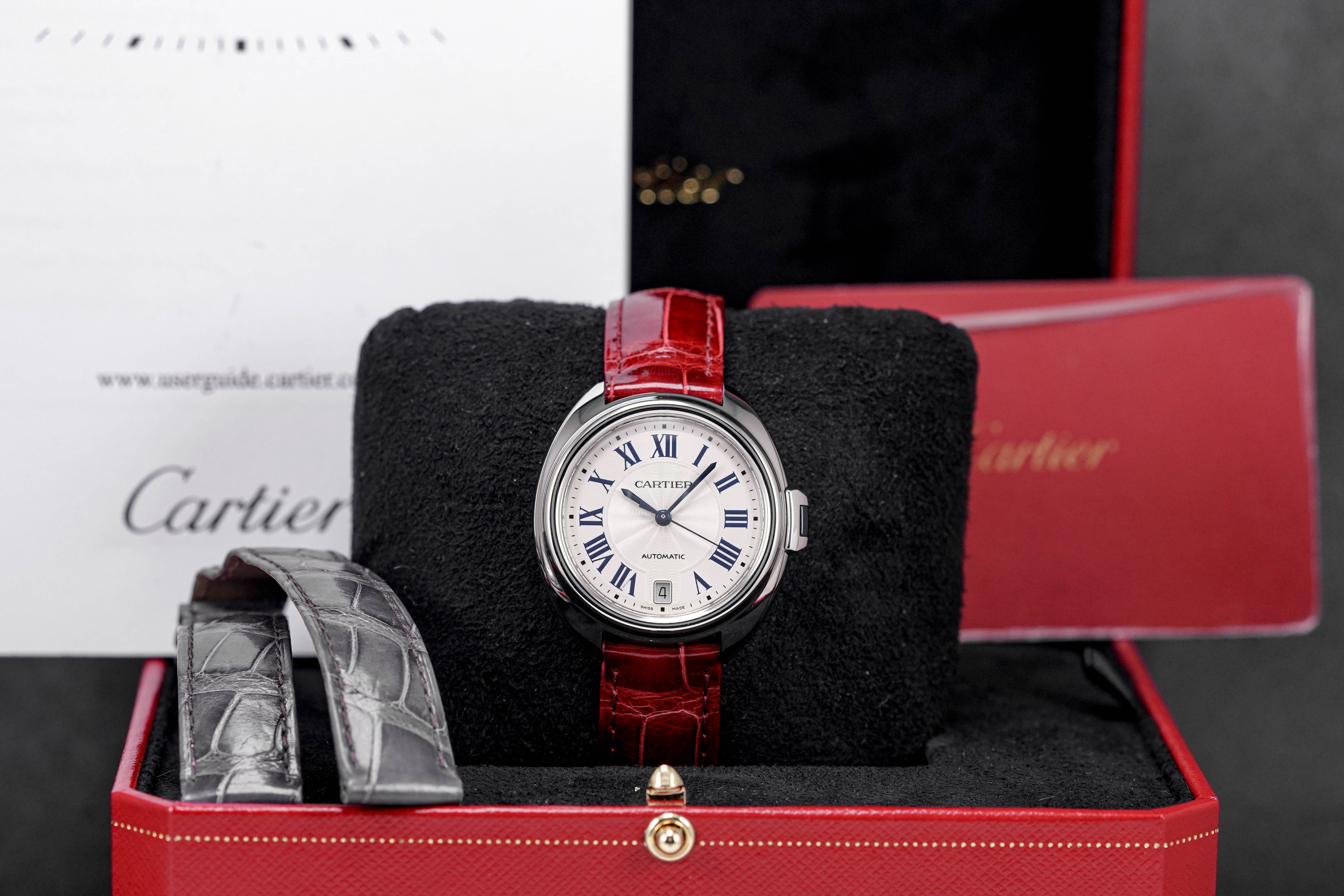 CLÉ DE CARTIER STEEL SILVER DIAL RED ALLIGATOR STRAP (2022)
