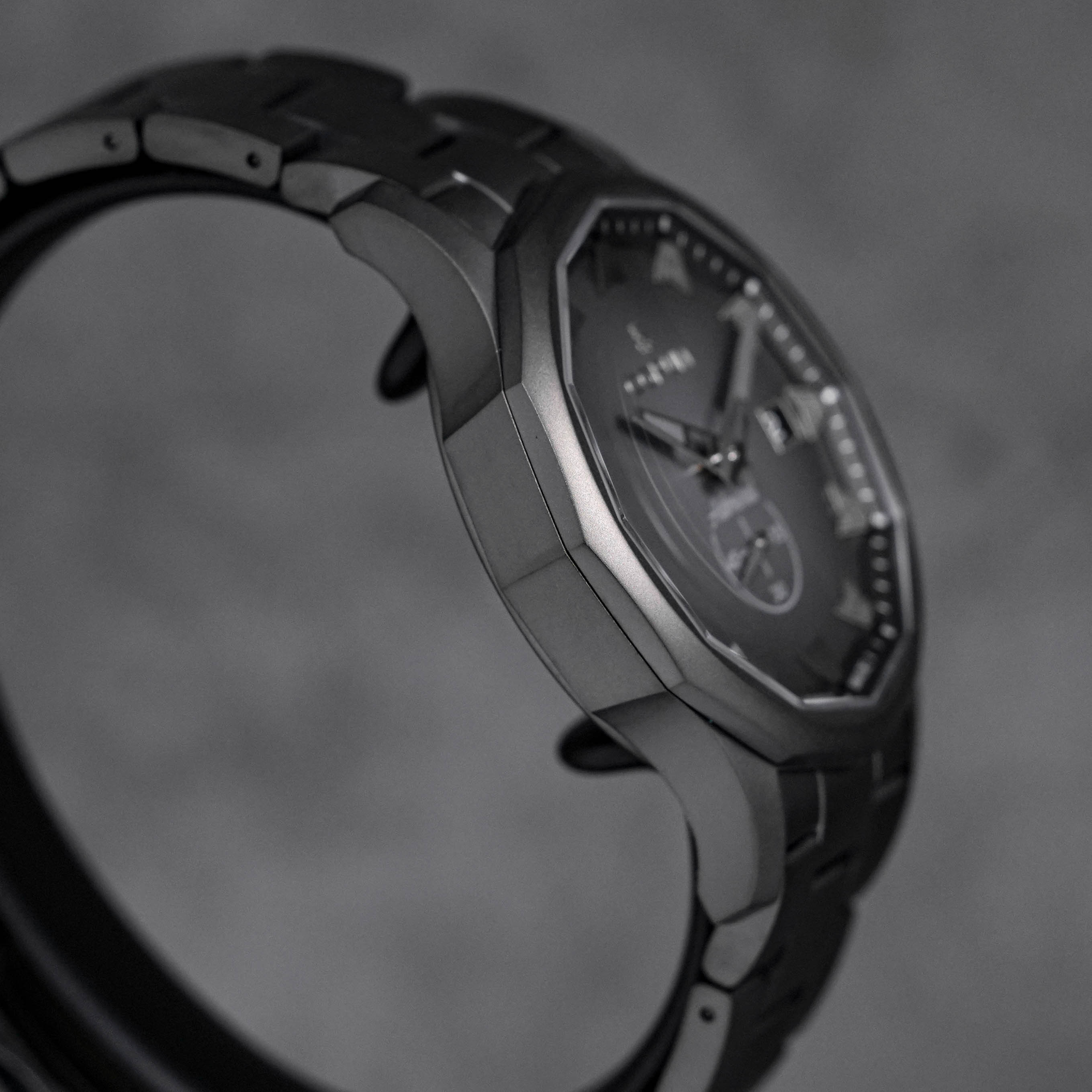 ADMIRAL 42 AUTOMATIC STEEL GREY LIMITED EDITION (2023)