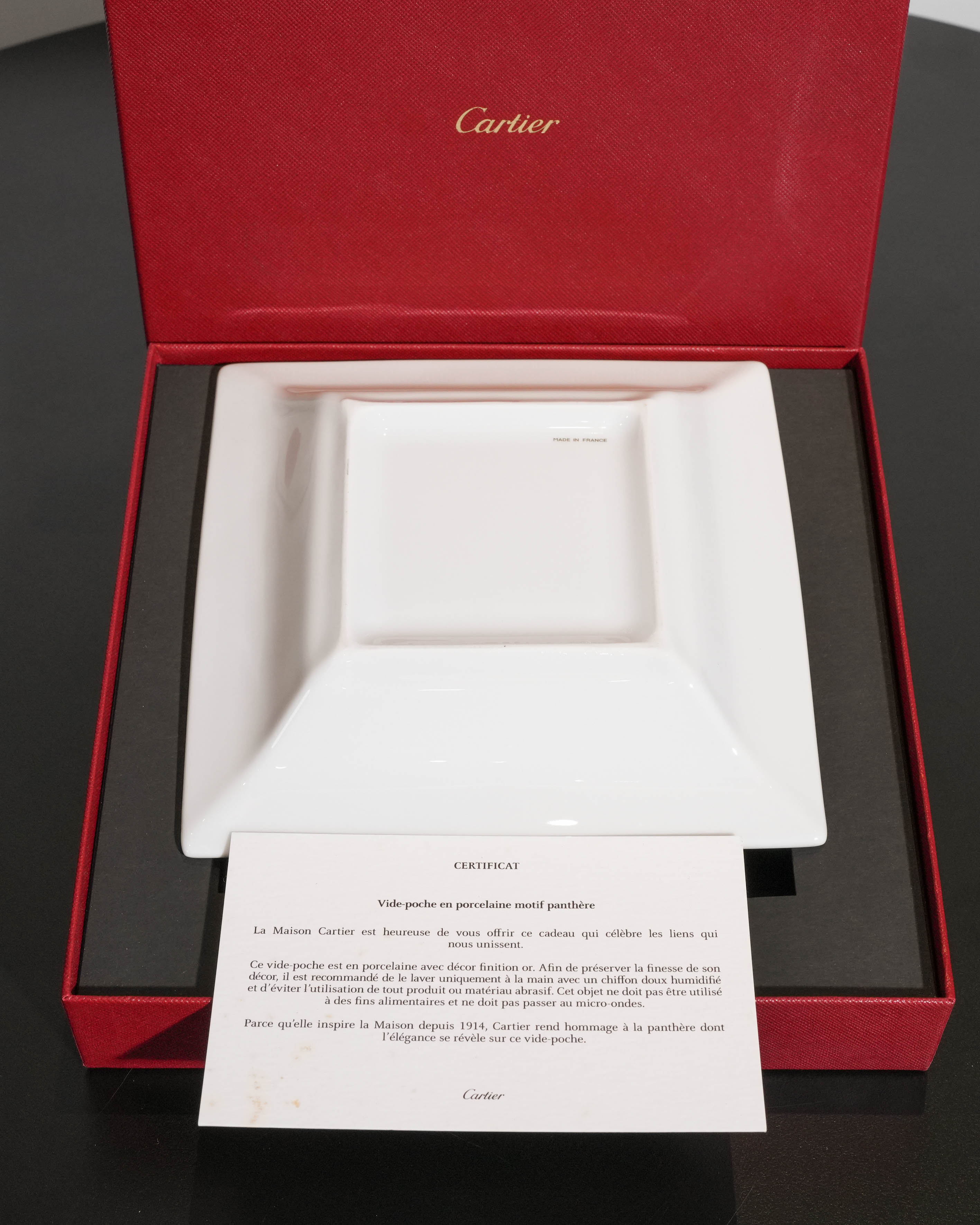 PANTHER PORCELAIN JEWELRY TRAY (17 CM X 17 CM)