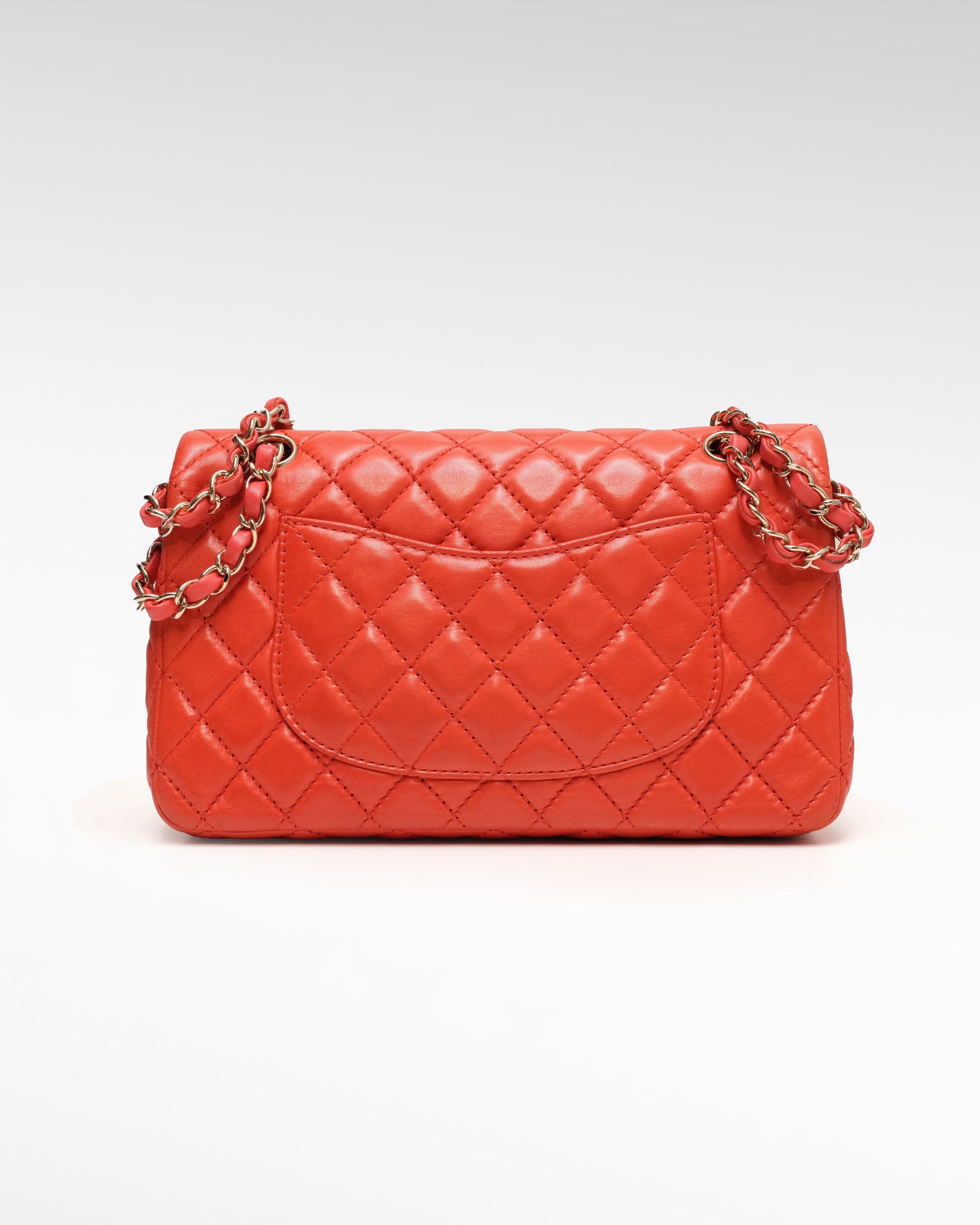 CLASSIC FLAP BAG MEDIUM CORAL RED GOLD HARDWARE