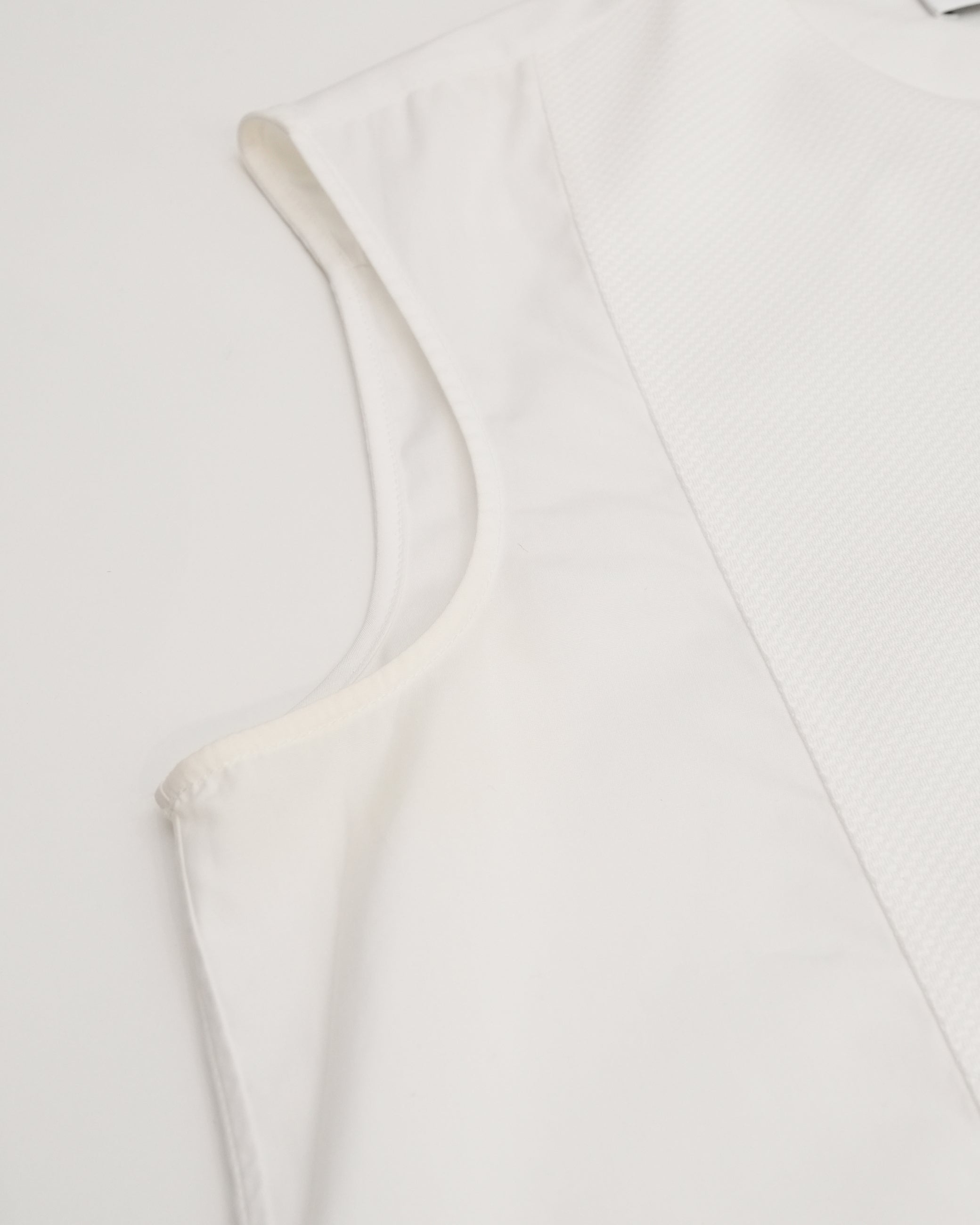 COTTON SLEEVELESS DRESS WHITE WITH BEE EMBROIDERY - SIZE I38