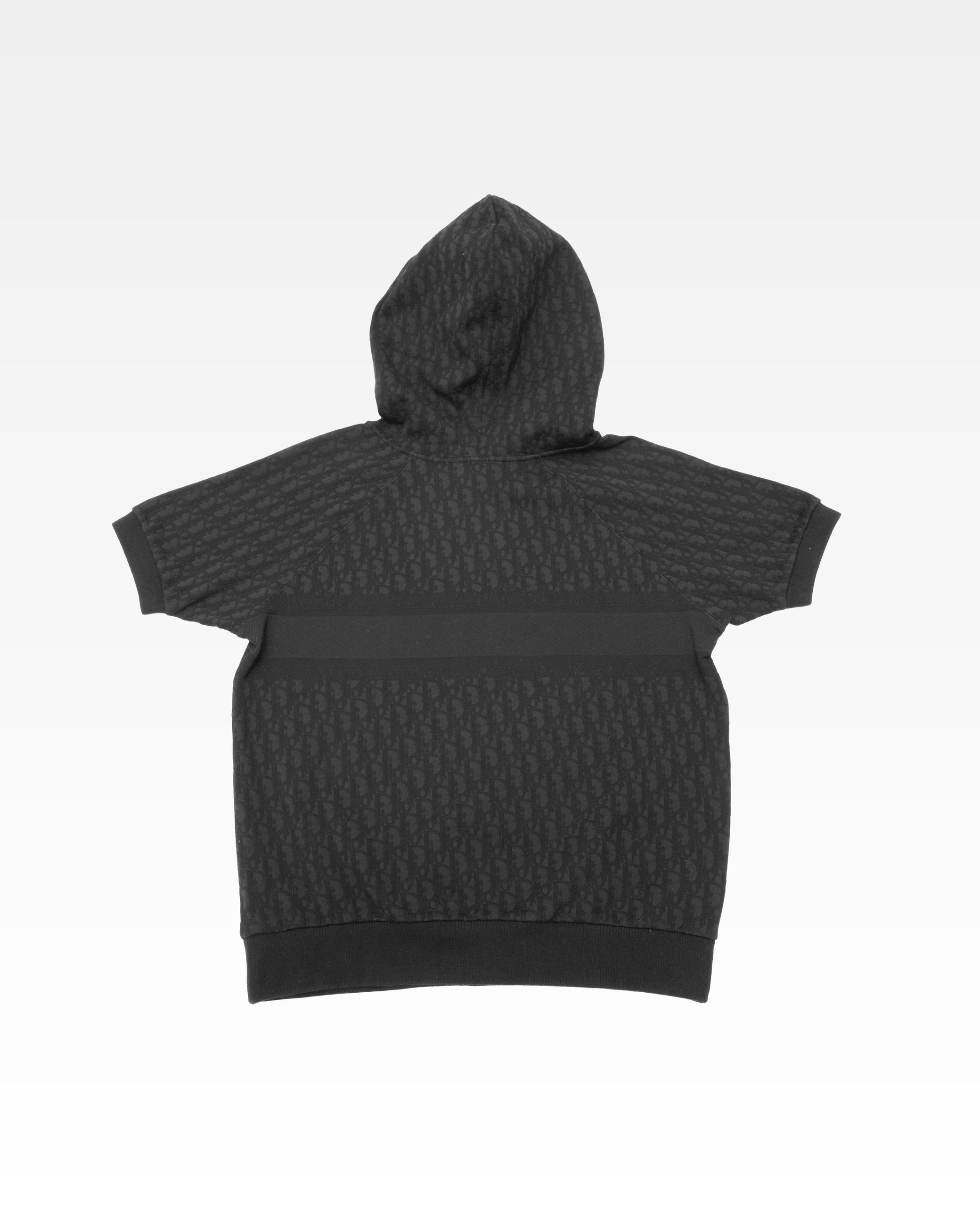 OBLIQUE HOODIE BLACK – SHORT SLEEVED