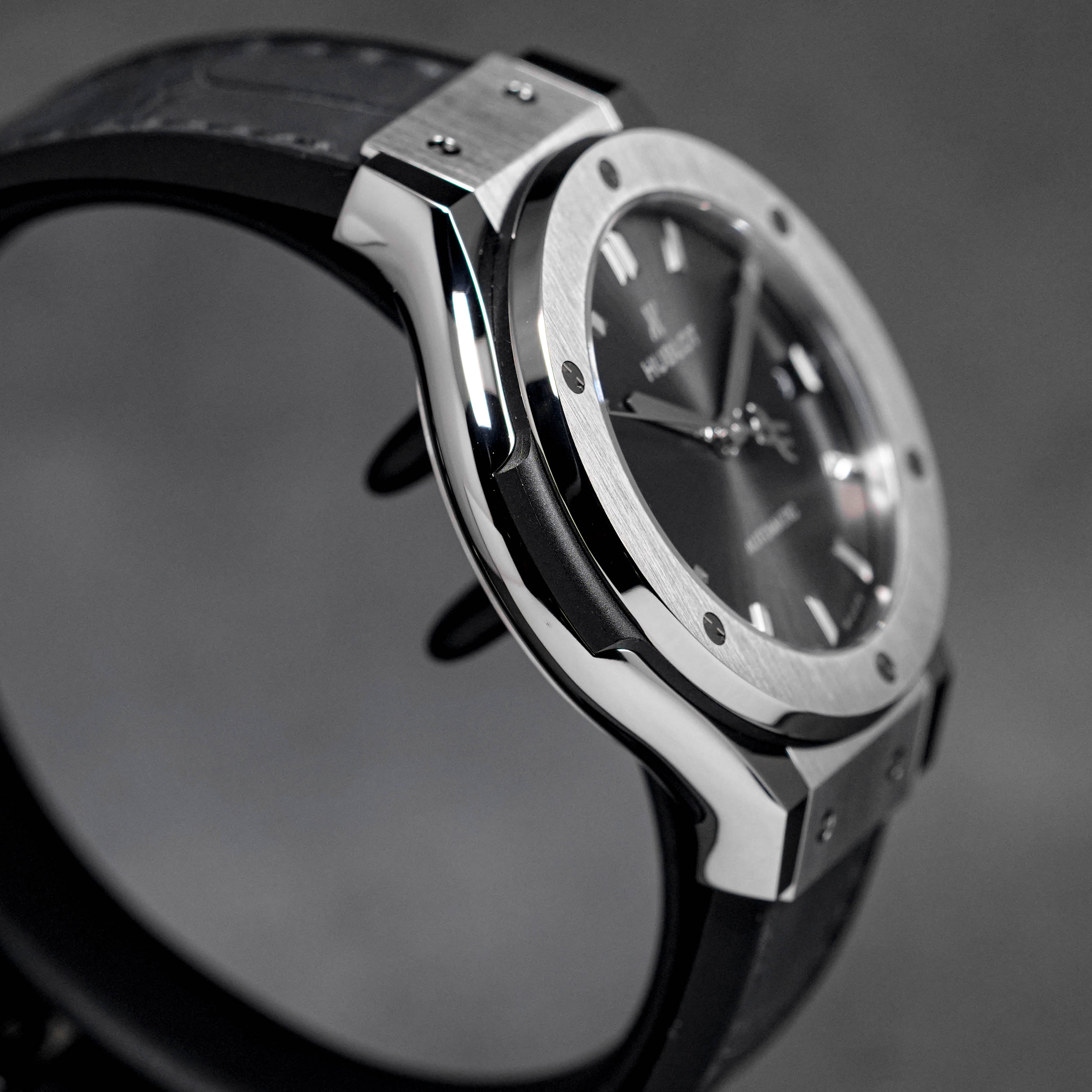 Classic Fusion 38 Racing Grey