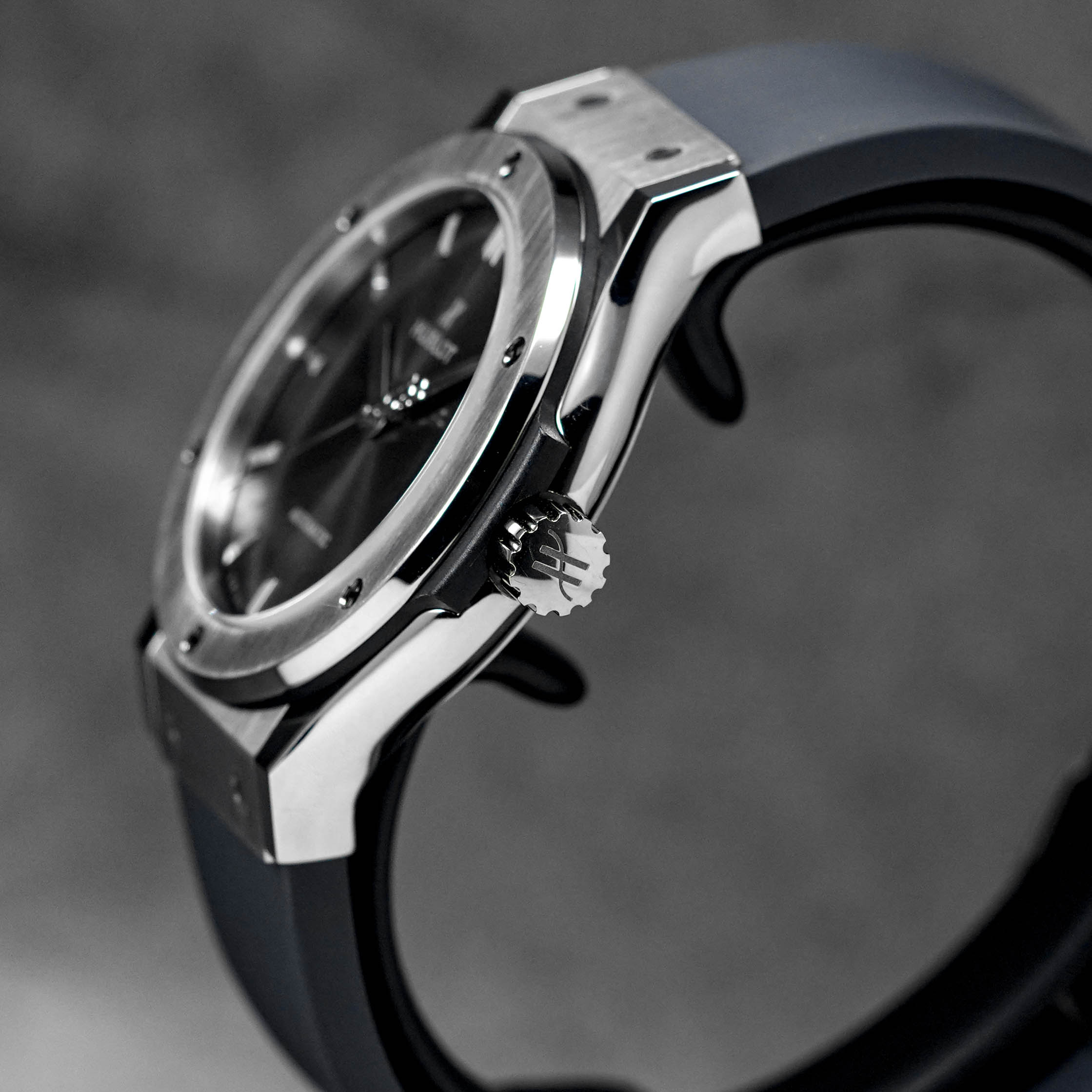 Classic Fusion 42 Racing Grey