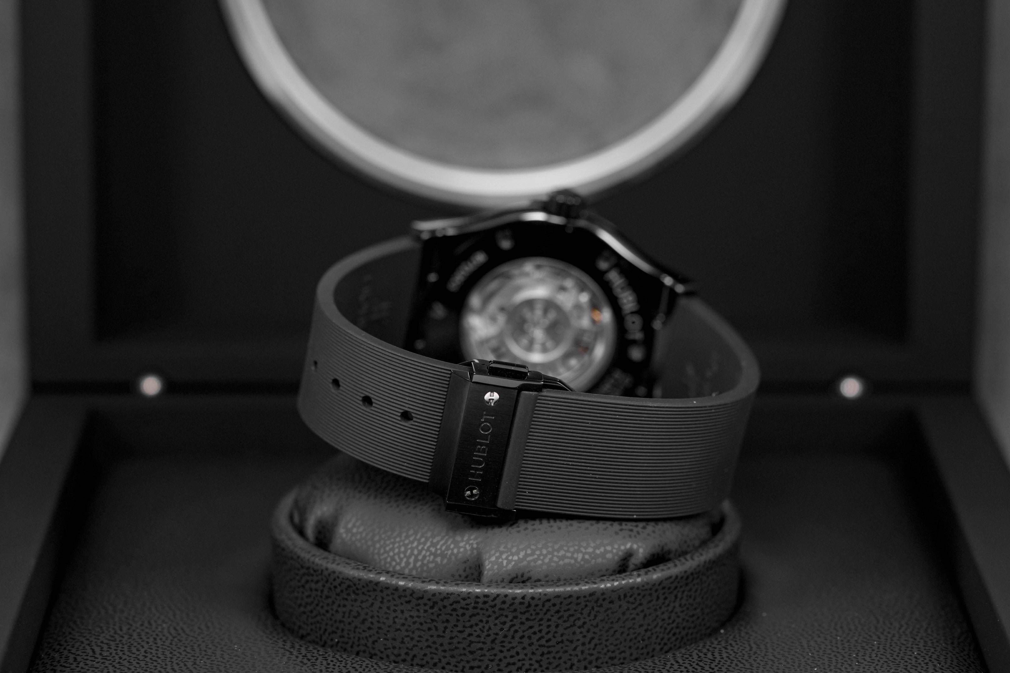 Classic Fusion 42mm Black Magic