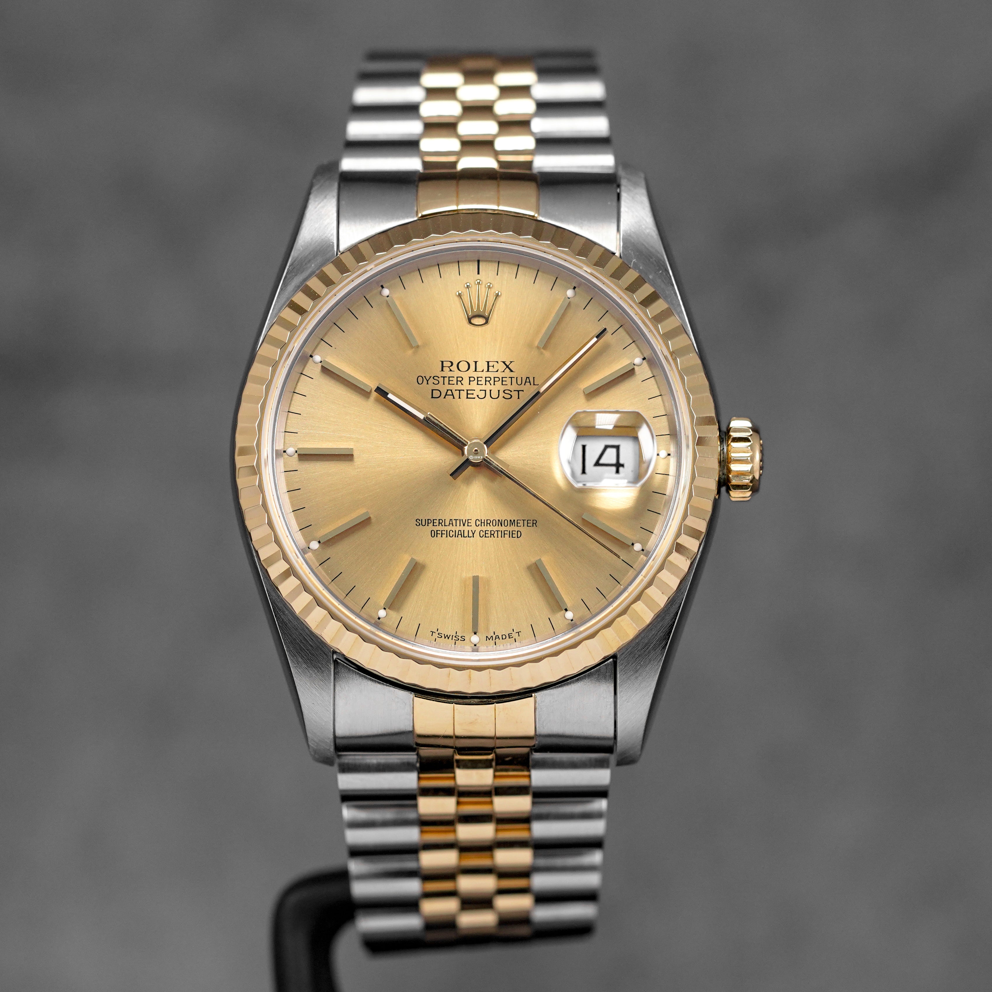 DATEJUST 36MM TWOTONE YELLOWGOLD CHAMPAGNE DIAL (1995)