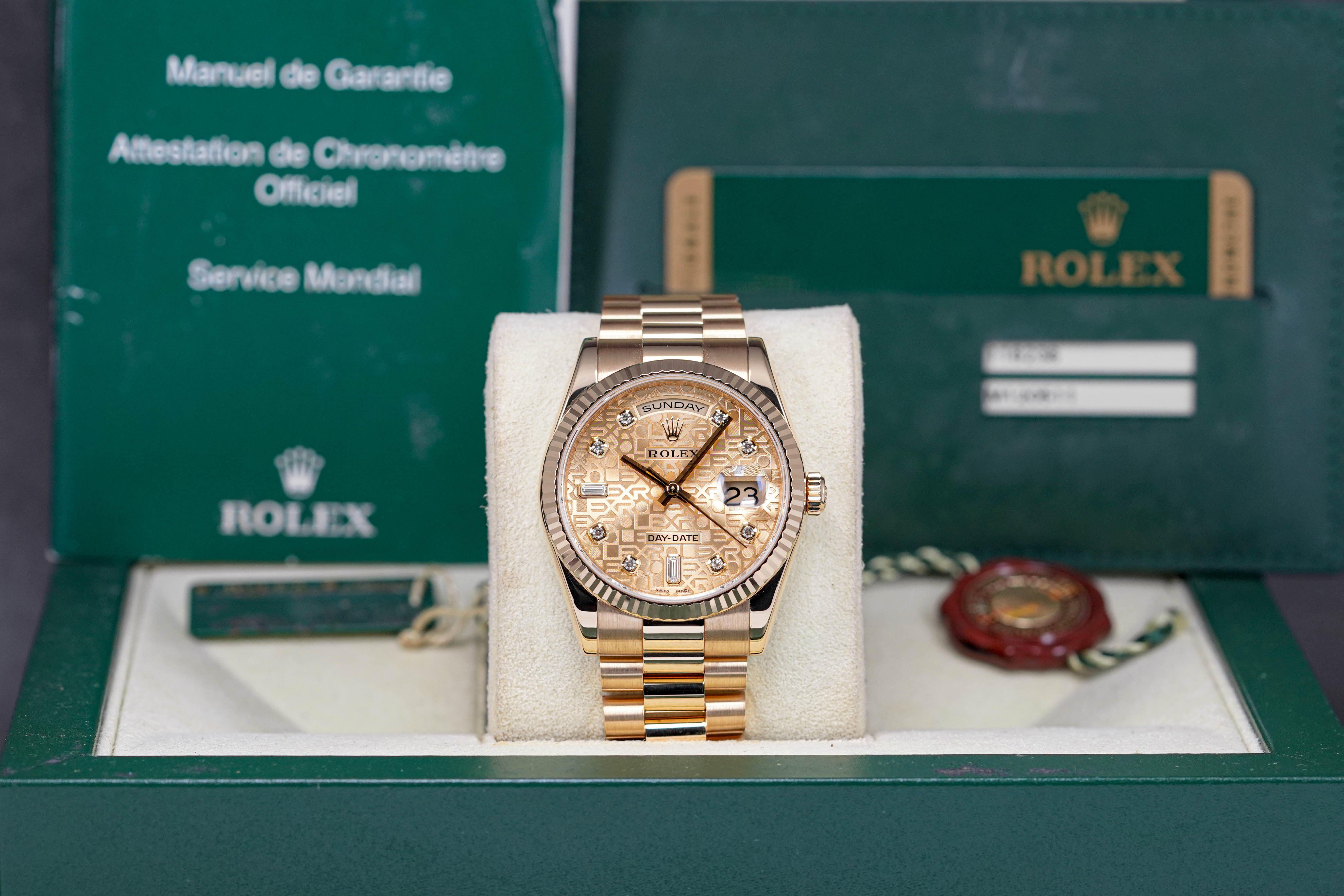 DAYDATE 36MM YELLOWGOLD COMPUTERIZED DIAMOND DIAL (2008)