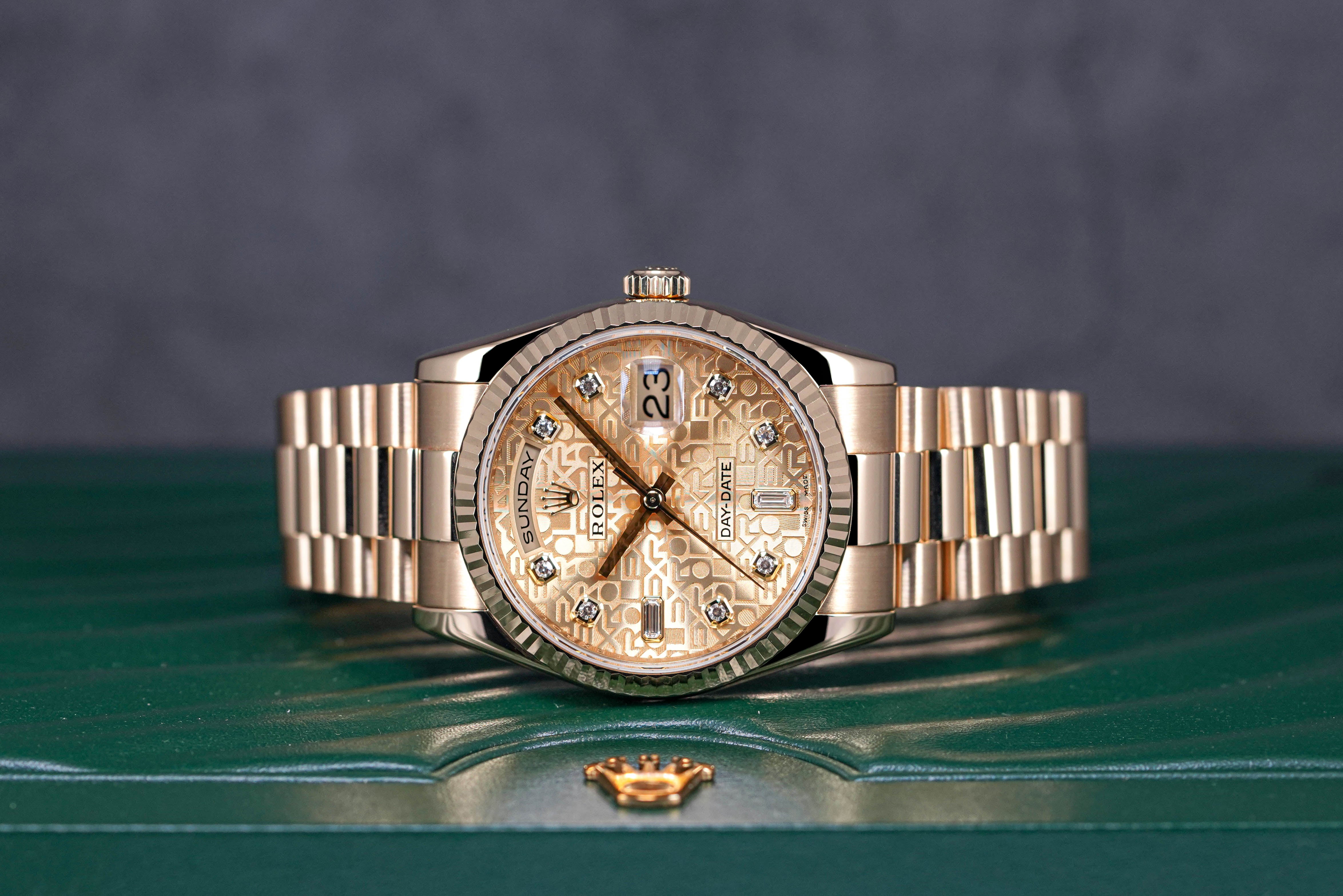 DAYDATE 36MM YELLOWGOLD COMPUTERIZED DIAMOND DIAL (2008)