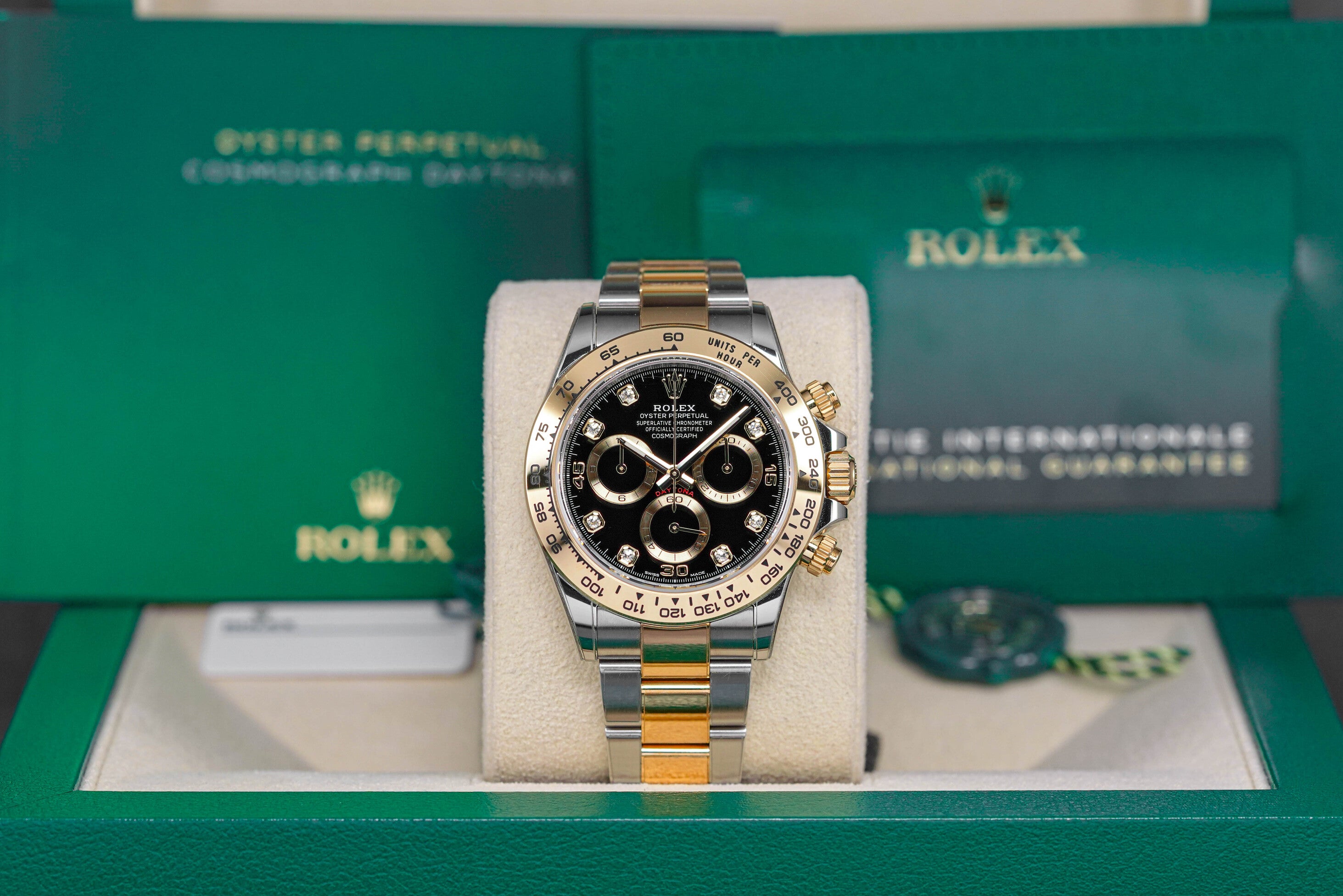 DAYTONA TWOTONE YELLOWGOLD BLACK DIAMOND DIAL (2022)