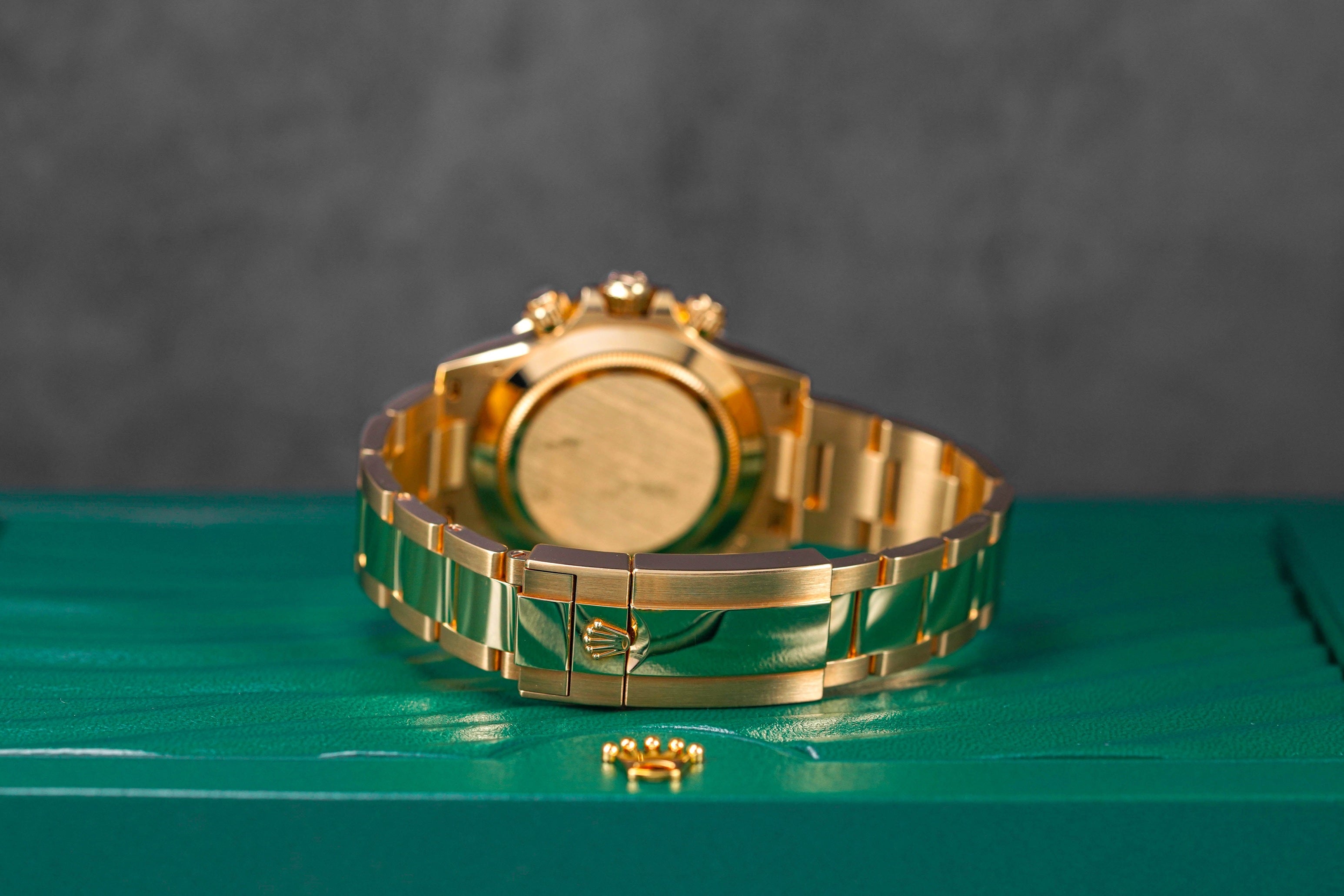 DAYTONA YELLOWGOLD BLACK DIAL CUSTOM METEORITE DIAL (2022)