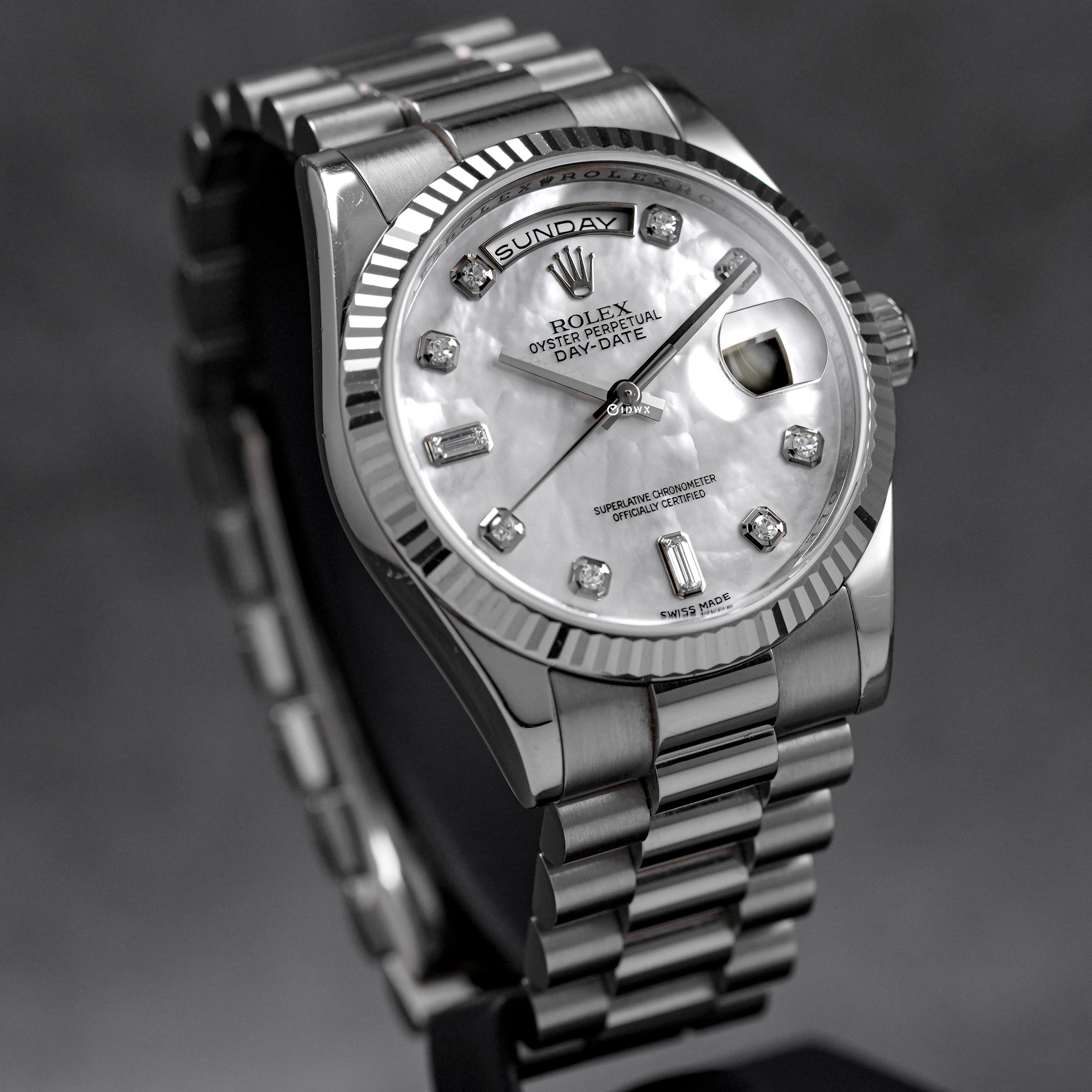 DAYDATE 36MM WHITEGOLD MOP BAGUETTE DIAL (2009)