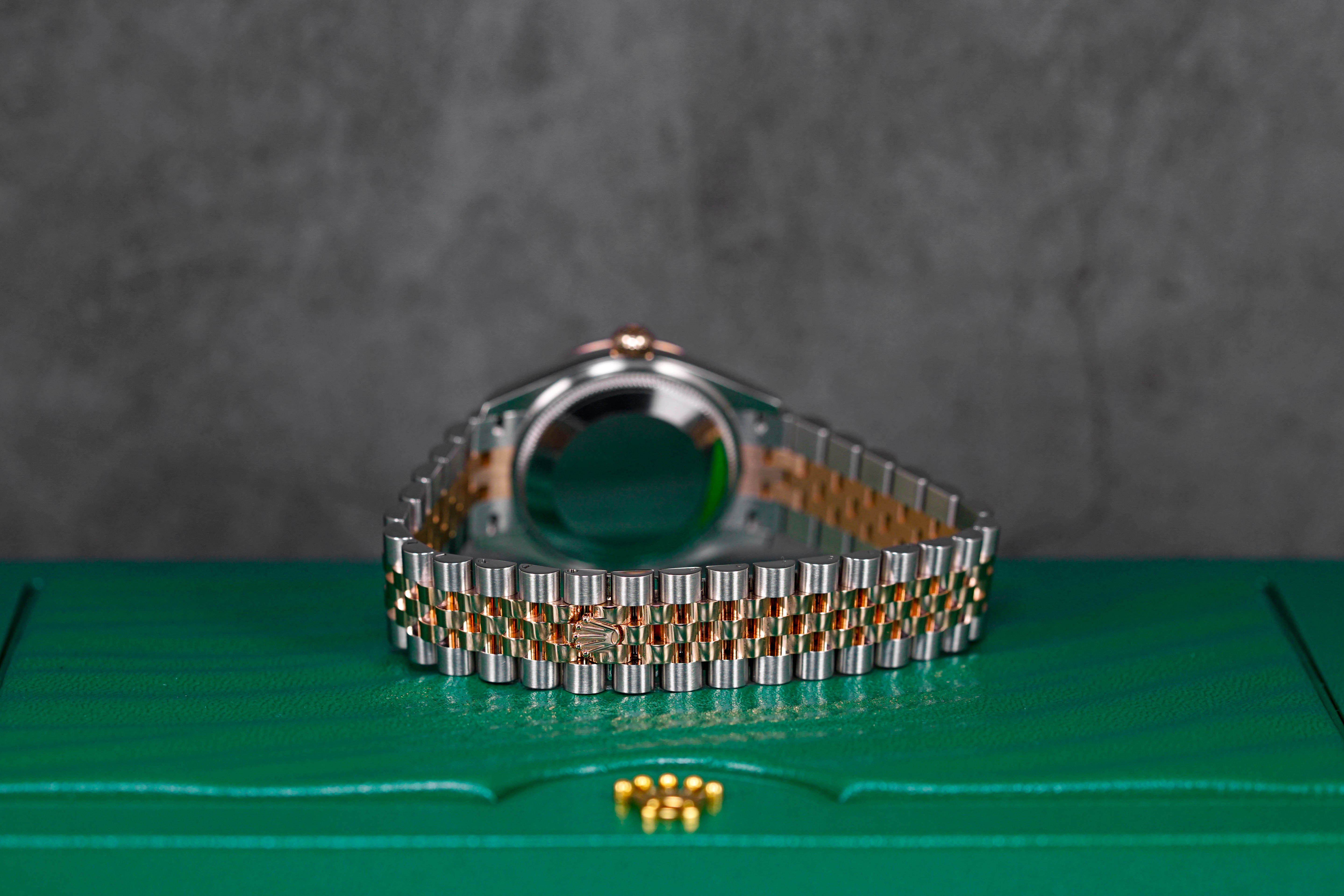 DATEJUST 31MM TWOTONE ROSEGOLD AUBERGINE ROMAN DIAL DIAMOND ON VI (2023)