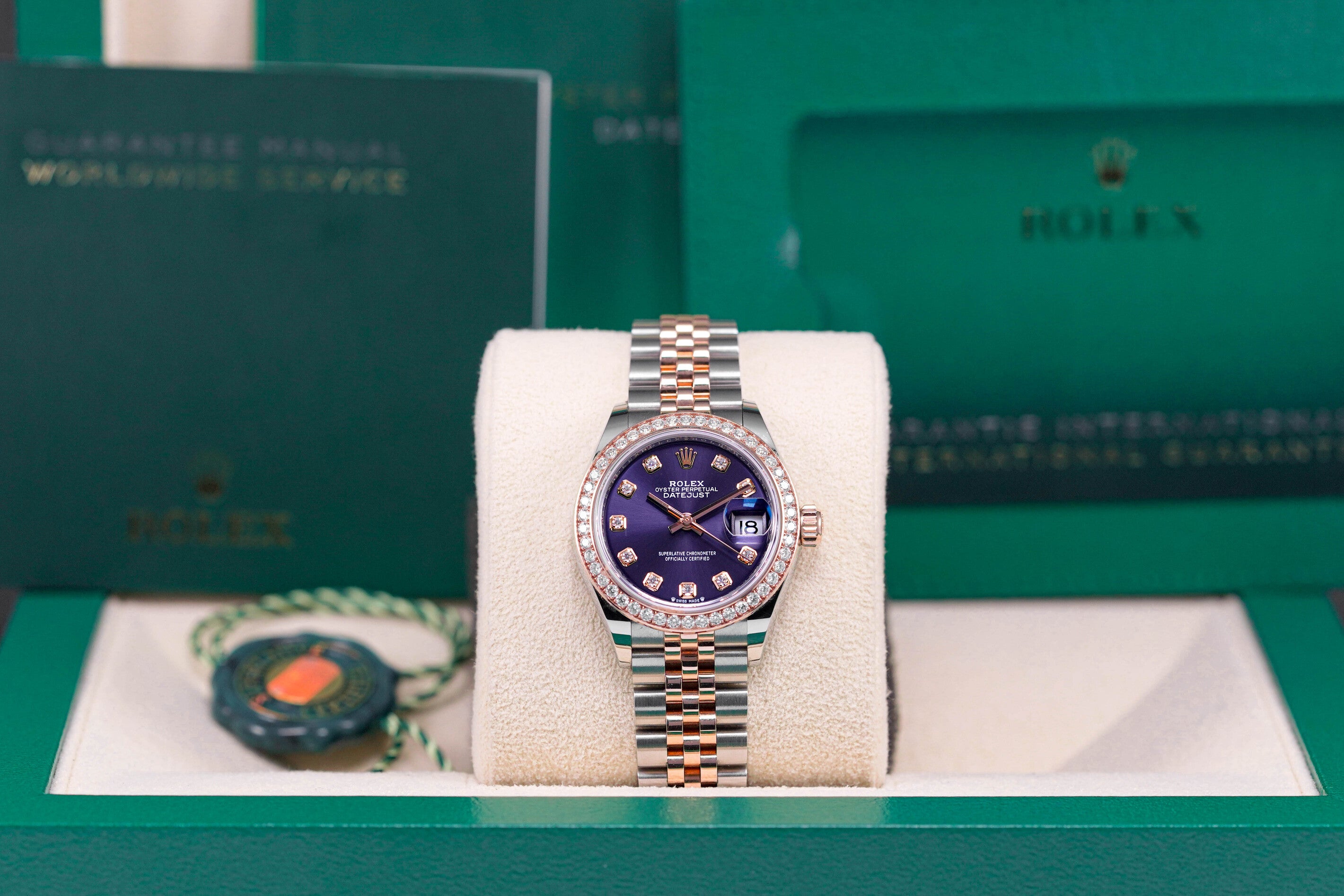 DATEJUST 28MM TWOTONE ROSEGOLD AUBERGINE DIAMOND DIAL DIAMOND RING (2022)