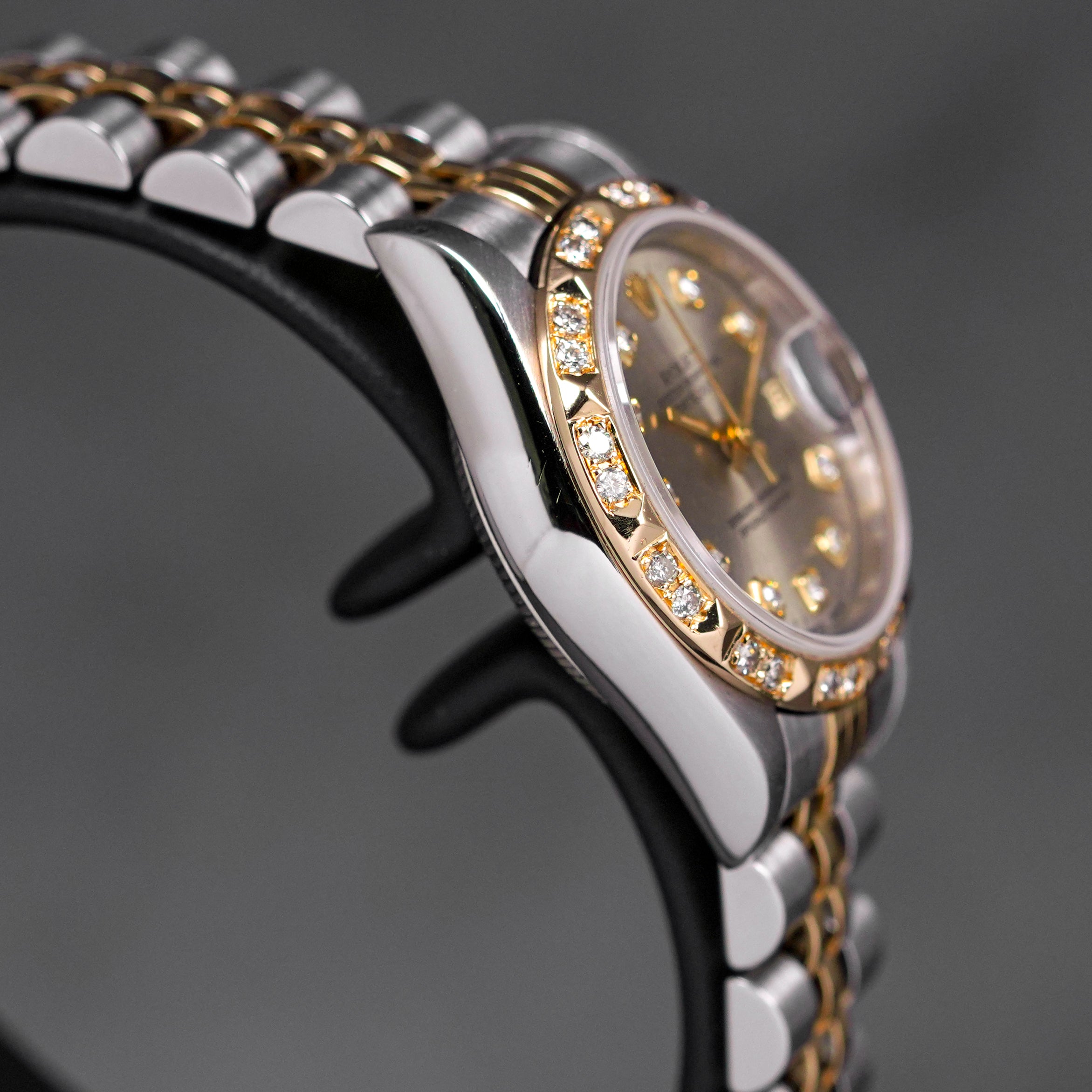 DATEJUST 26MM TWOTONE YELLOWGOLD GREY DIAMOND DIAL RING DIAMOND BEZEL (WATCH ONLY)