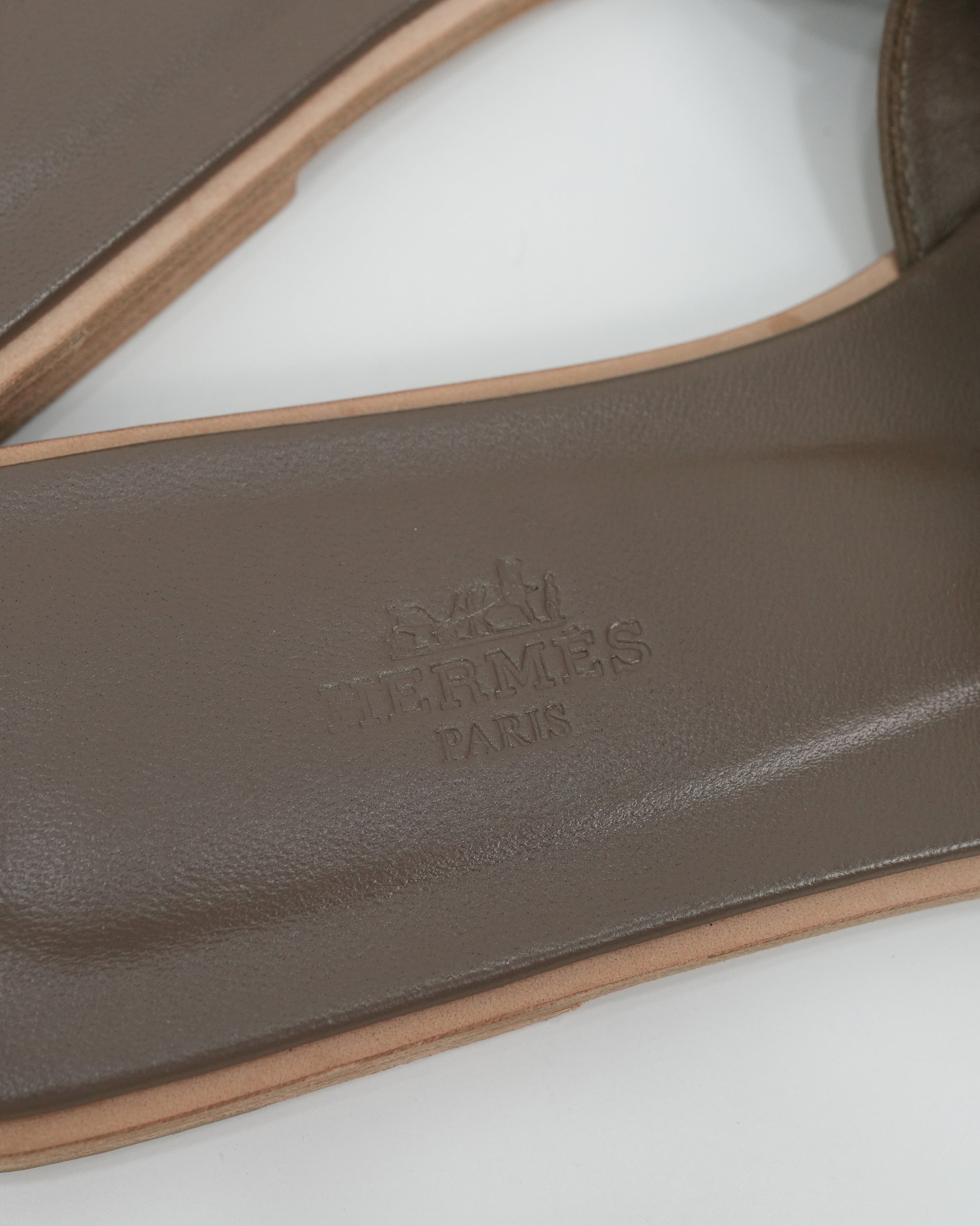 ORAN LEATHER SANDALS SIZE 37 LADIES ETOUPE