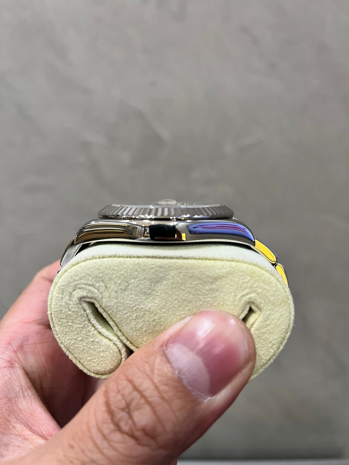 DATEJUST 41MM FLUTED OYSTER SILVER DIAMOND DIAL (2014)