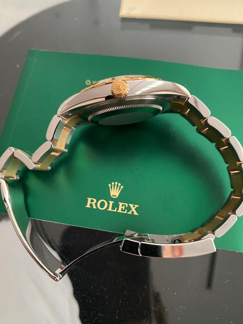 DATEJUST 41MM TWOTONE YELLOWGOLD BLACK DIAMOND DIAL (2019)