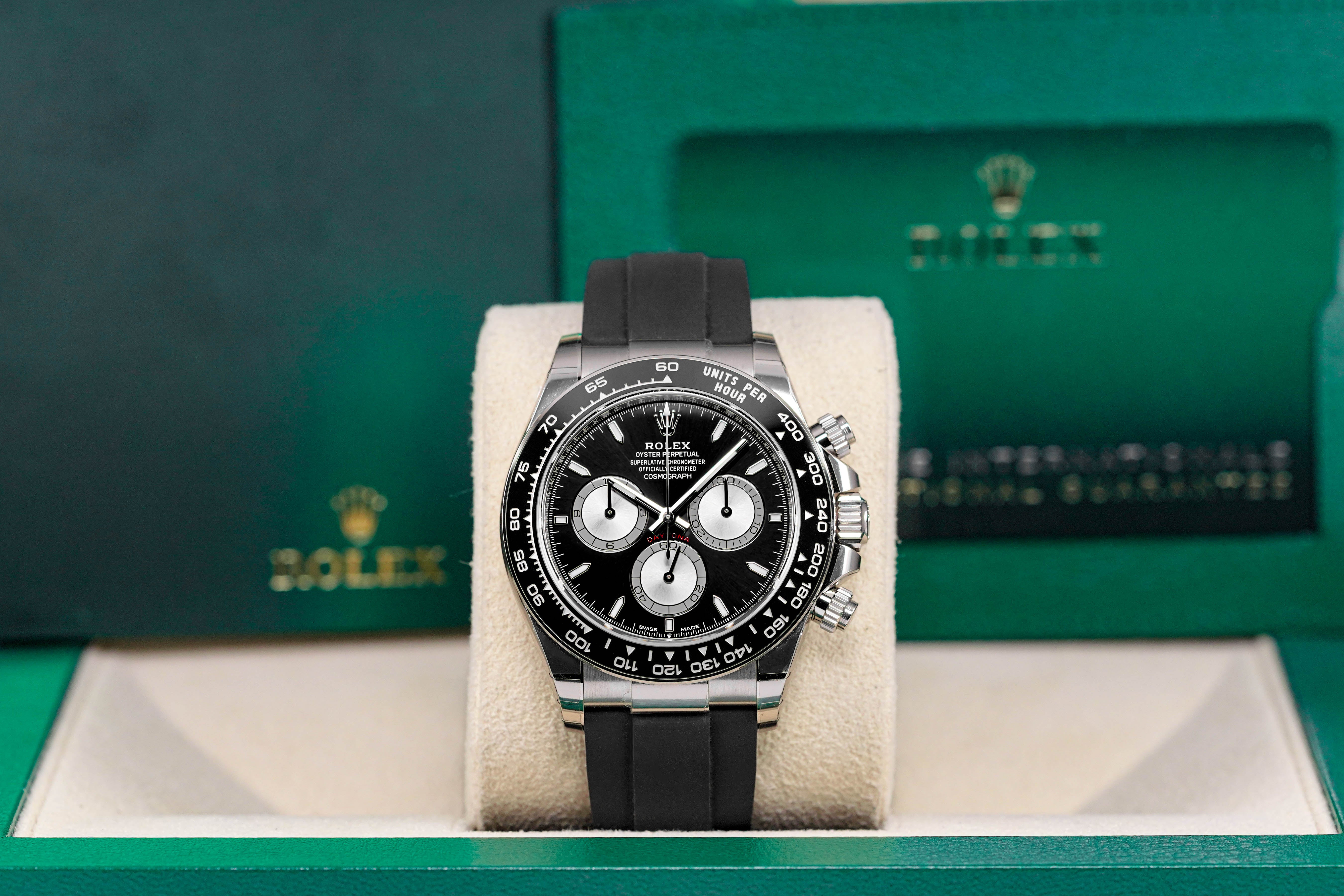 DAYTONA OYSTERFLEX WHITEGOLD BLACK DIAL RING BEZEL (2023)