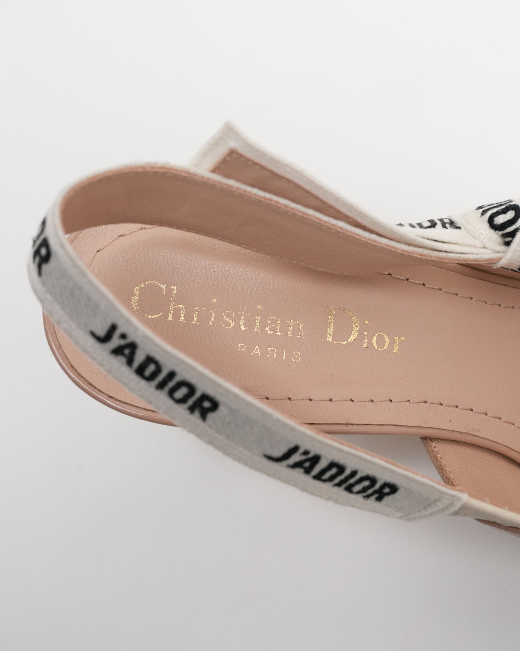 J’ADIOR PATENT LEATHER X FABRIC STRAP SLINGBACK PUMPS BEIGE X IVORY - SIZE 37