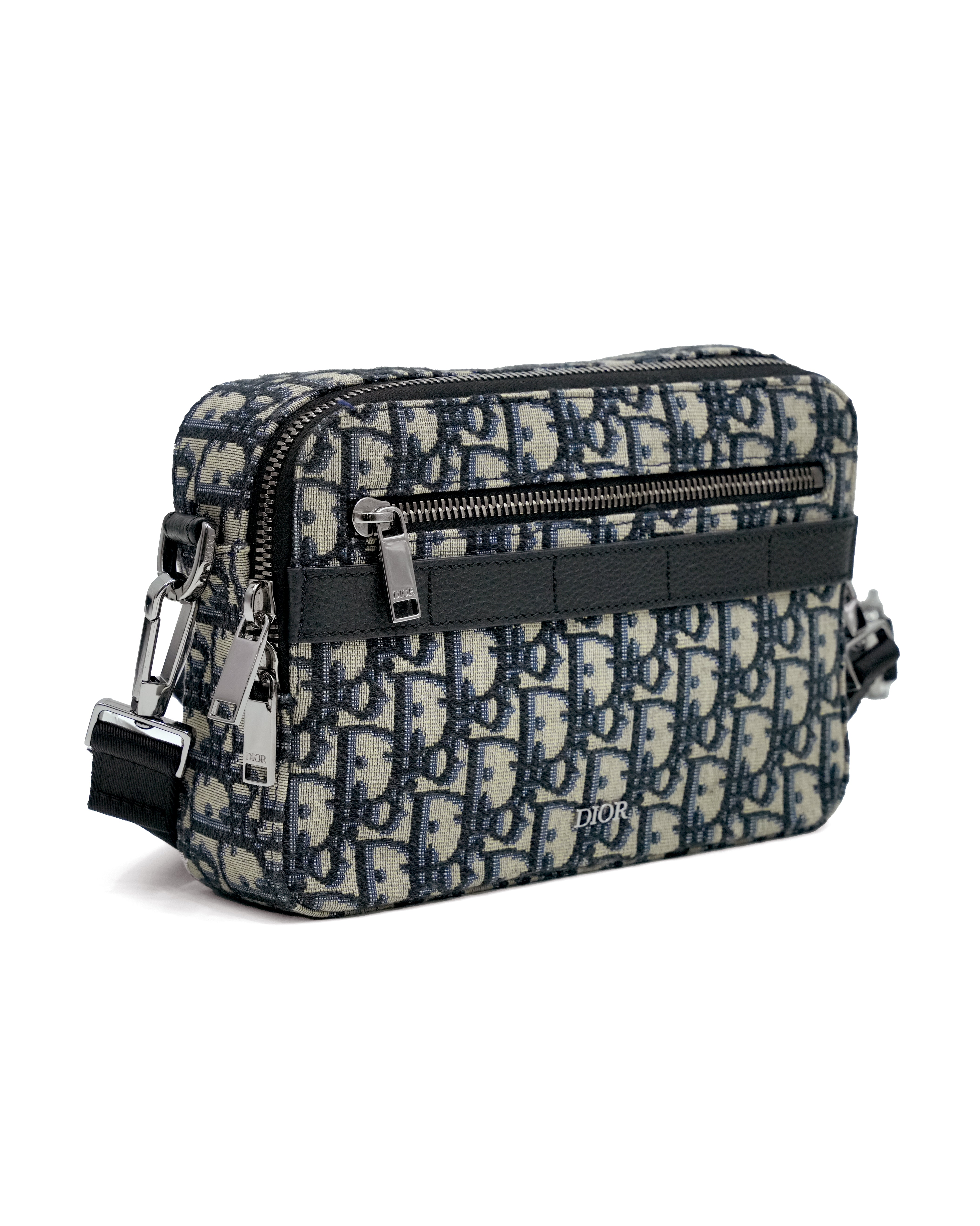 OBLIQUE SAFARI SHOULDER BAG NAVY BLUE