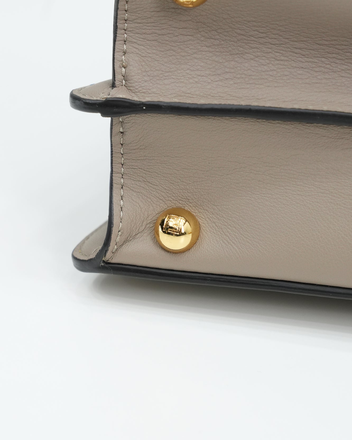 PEEKABOO ISEEU SMALL GREIGE